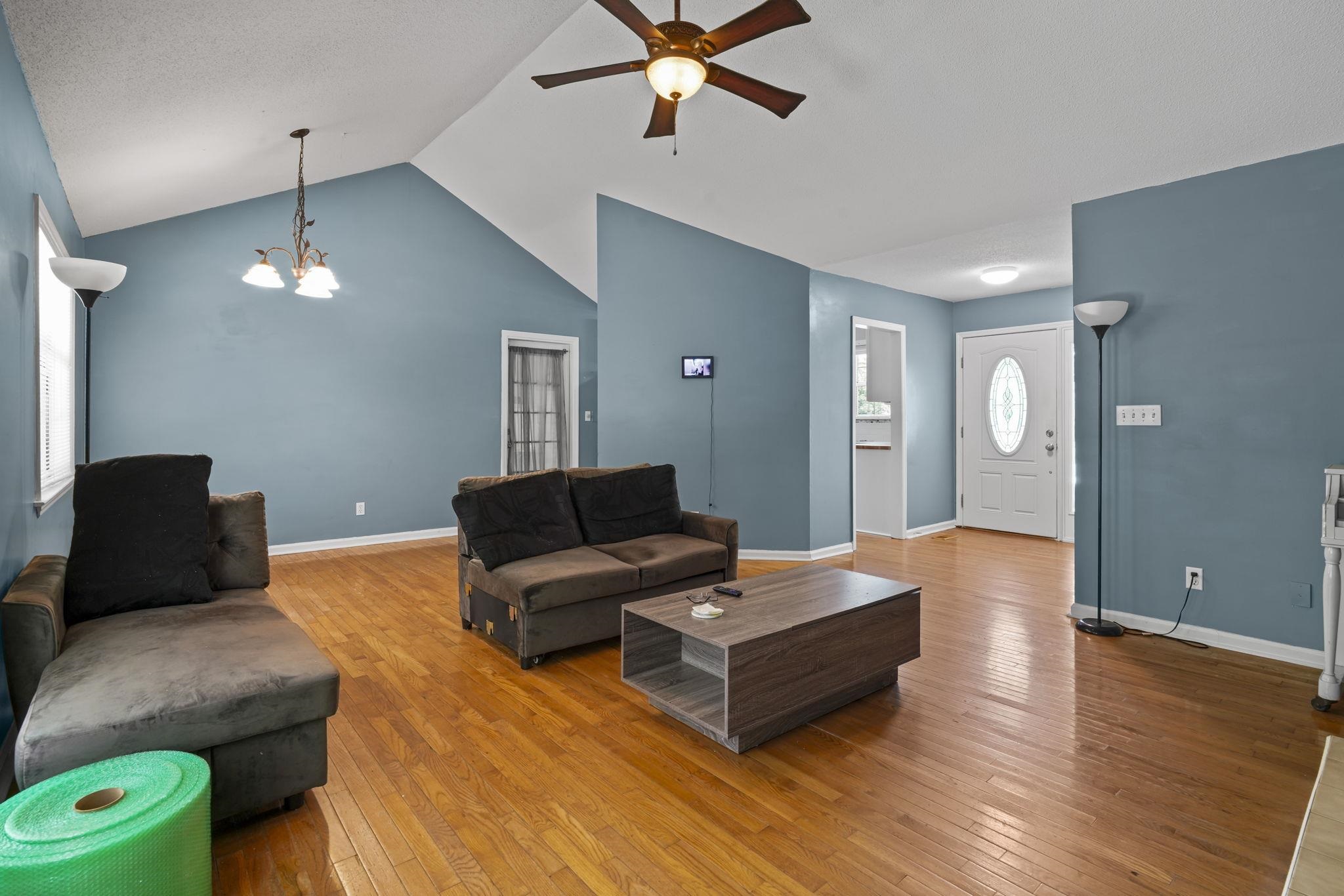 1021 Shem Creek Circle Property Photo 18