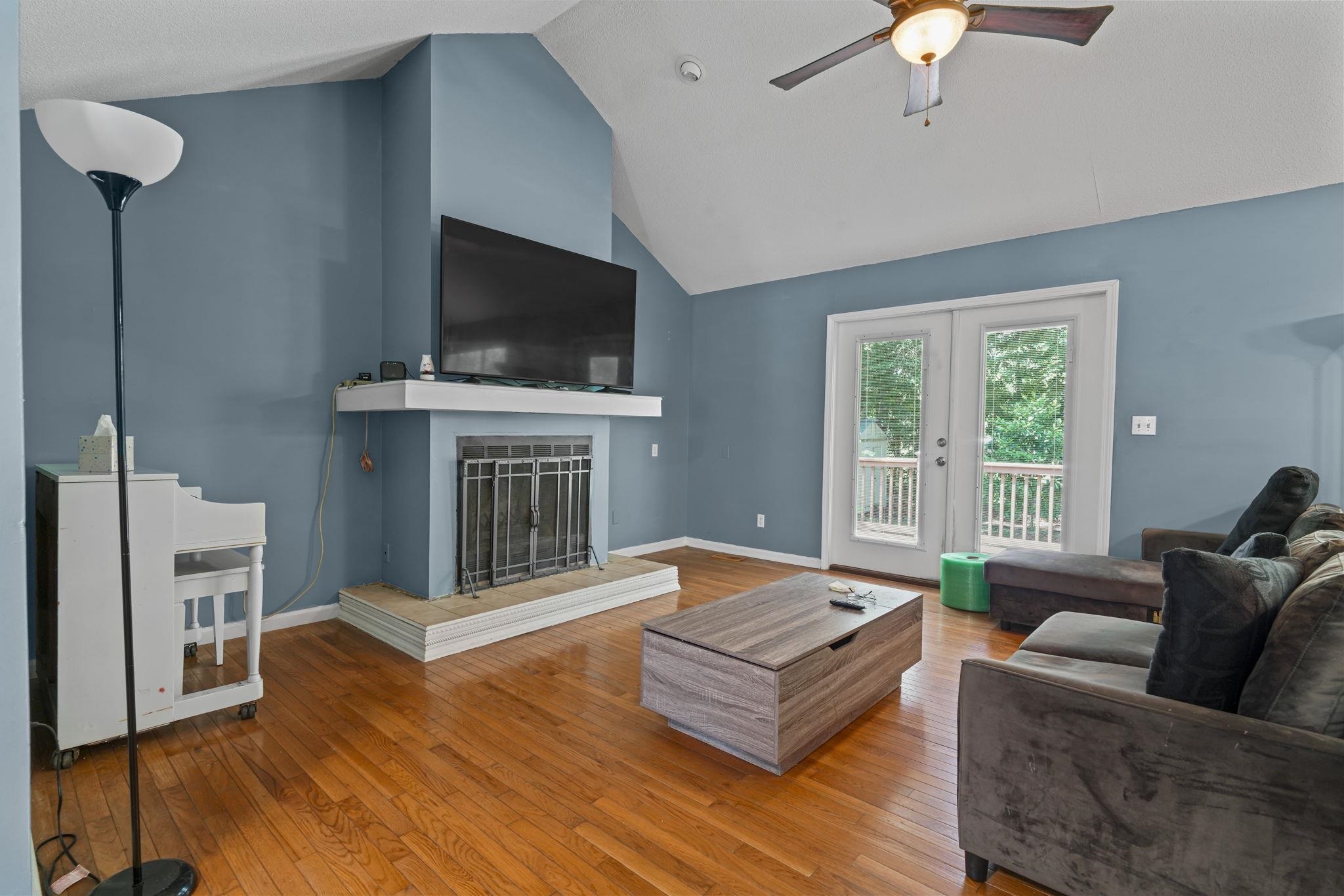1021 Shem Creek Circle Property Photo 19