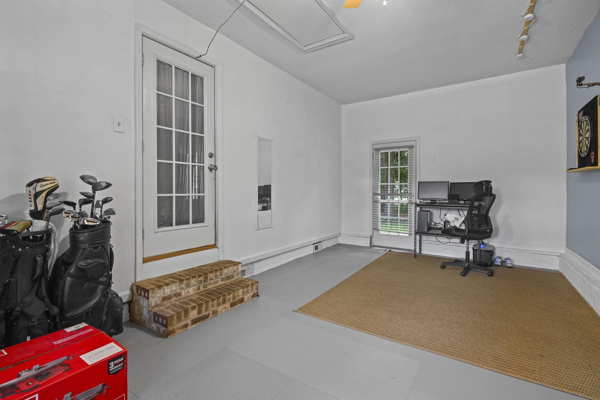 1021 Shem Creek Circle Property Photo 22