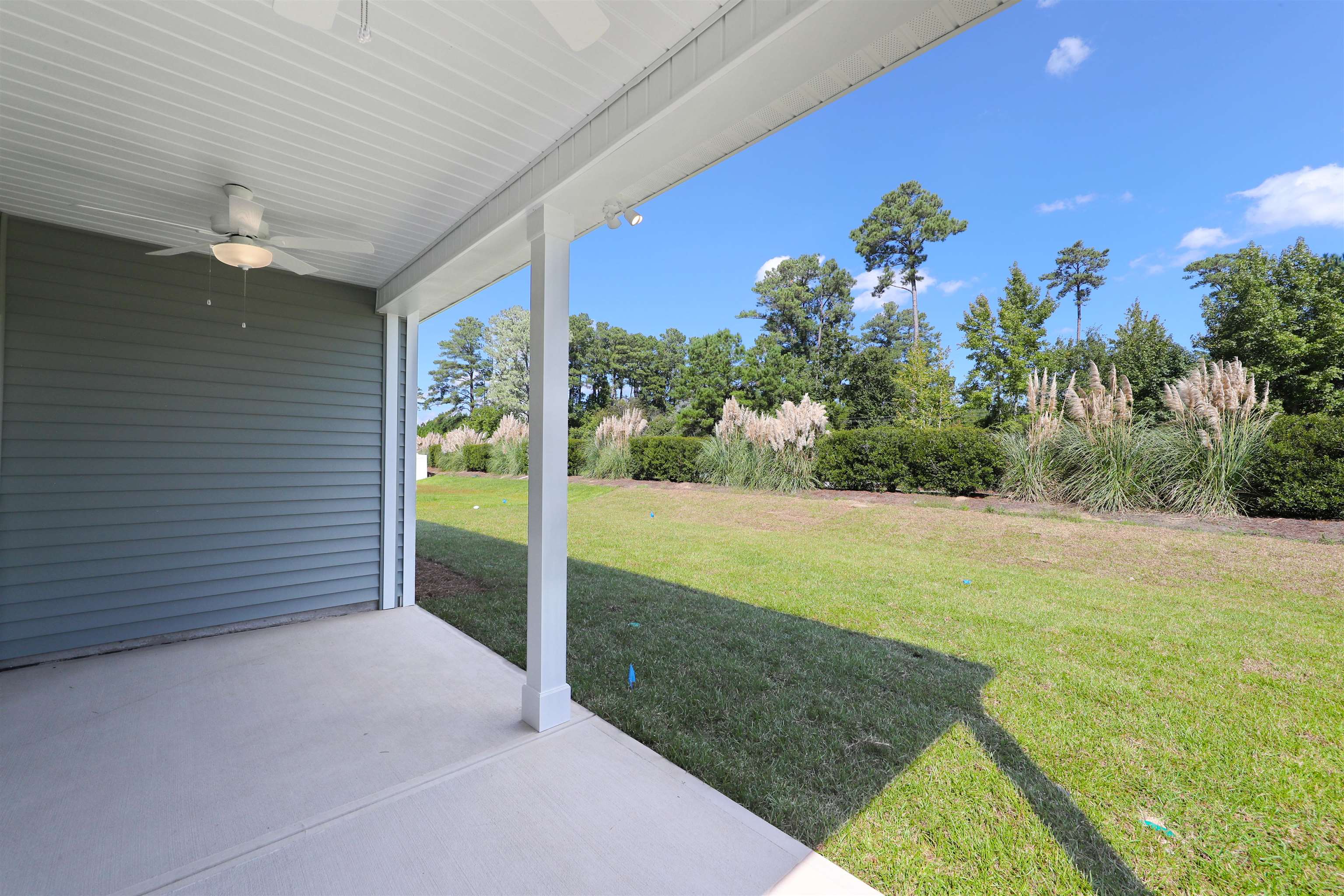 292 Nw Mayflower Dr. Property Photo 6
