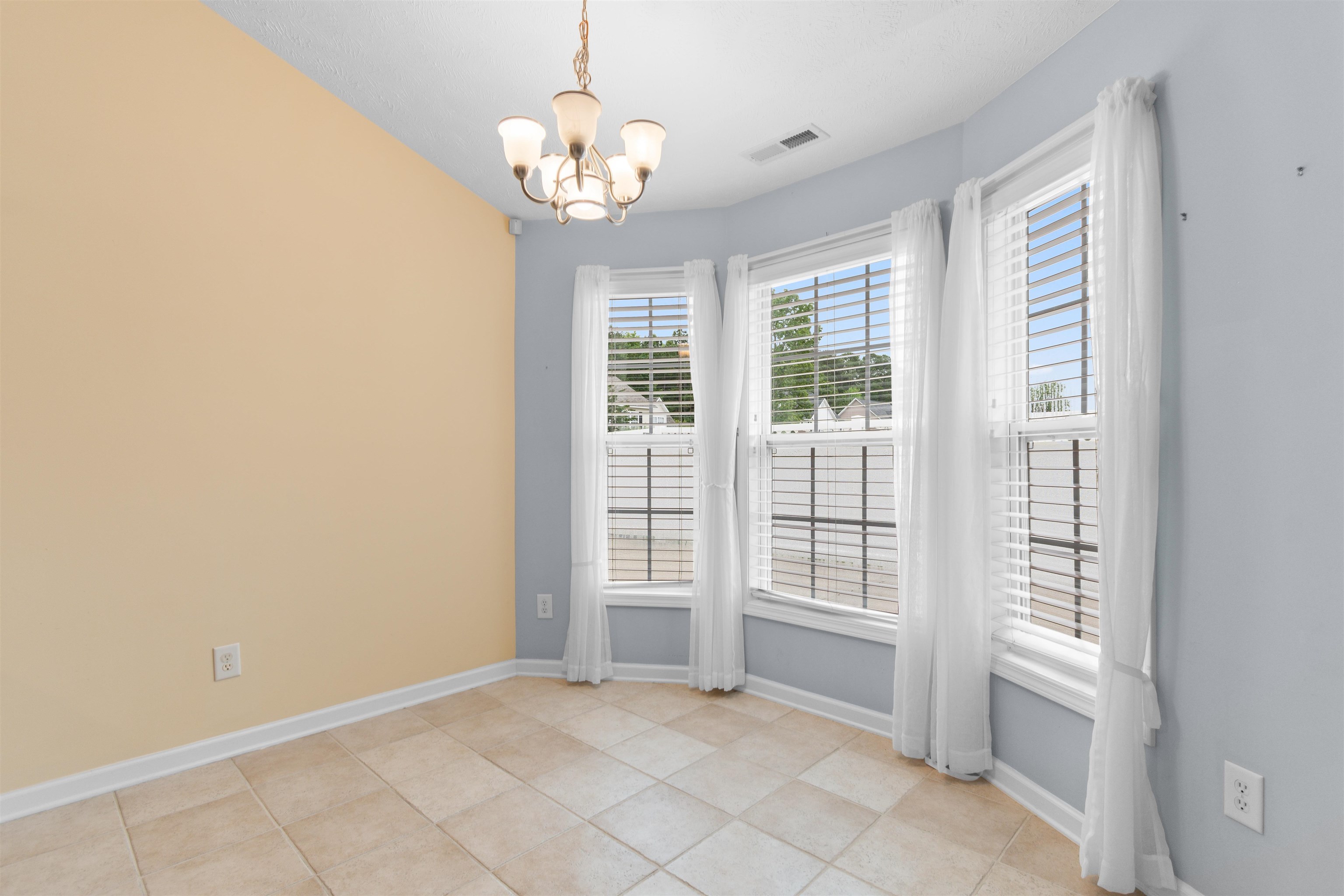 4154 Steeple Chase Dr. Property Photo 19