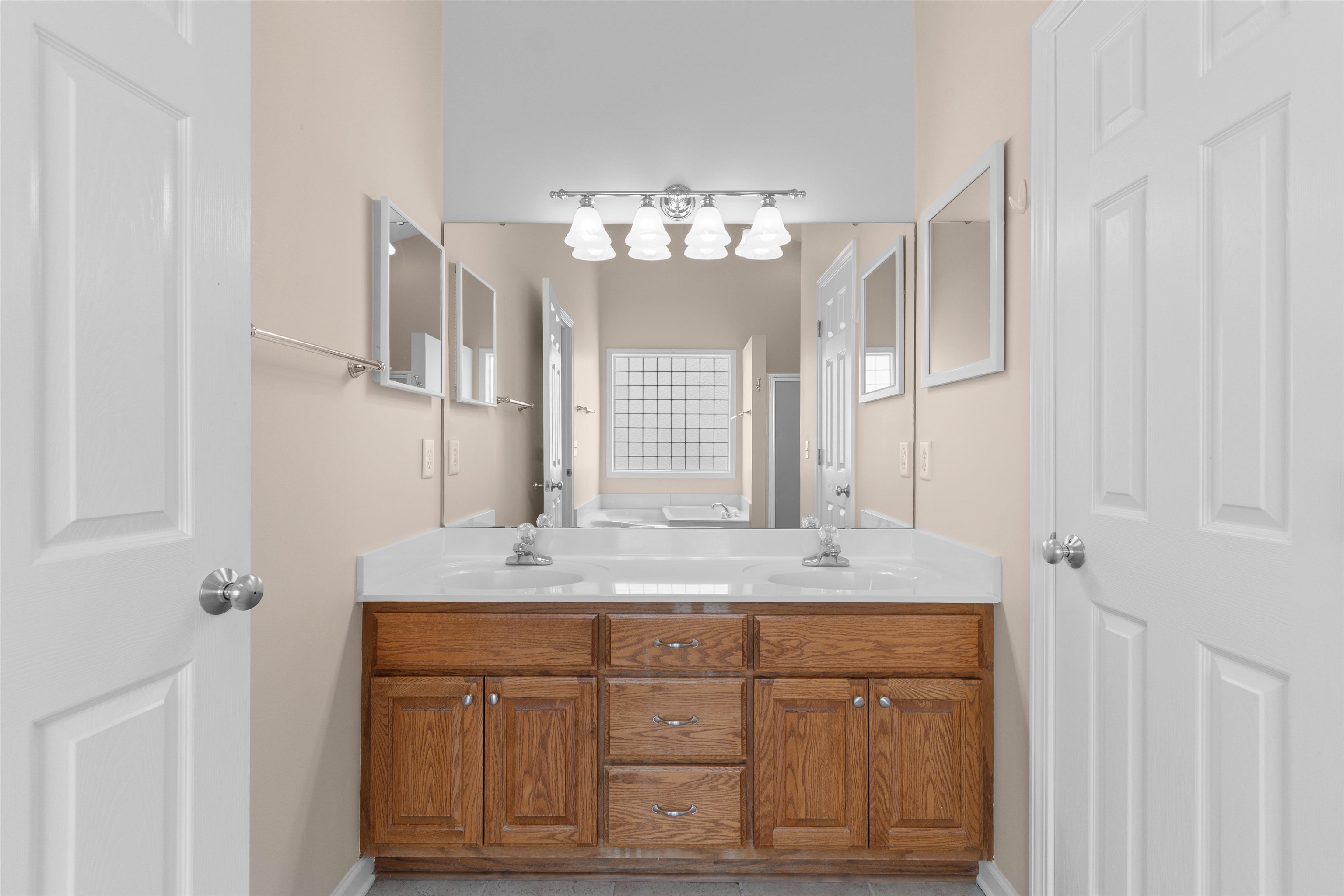 4154 Steeple Chase Dr. Property Photo 23