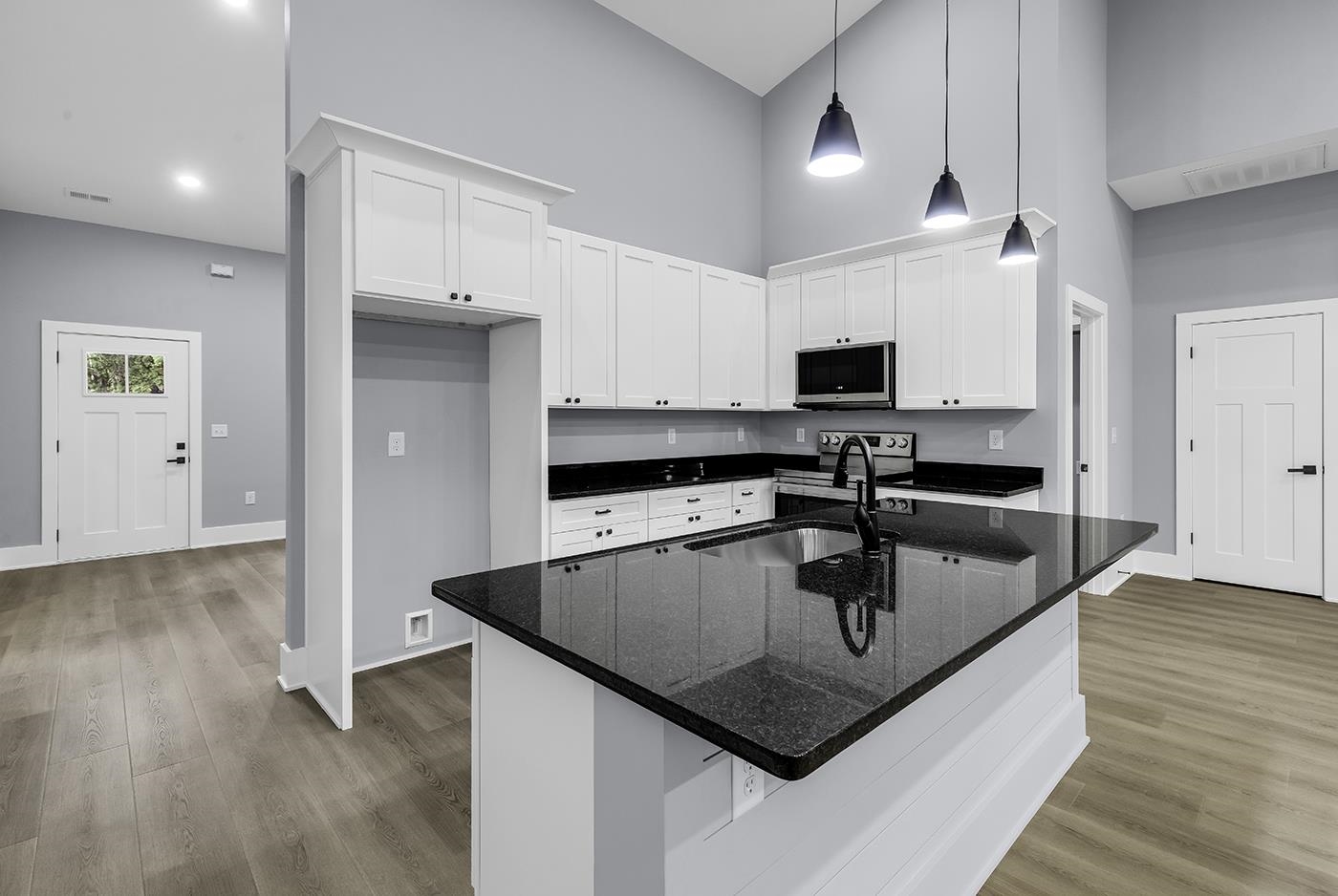 5649 Highway 668 Property Photo 4