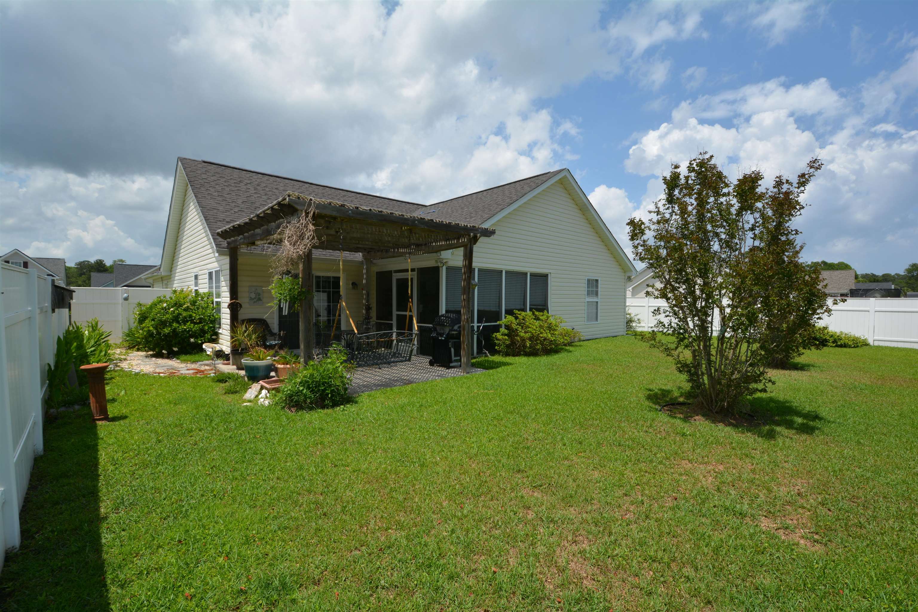 1201 Peyton Ct. Property Photo 4