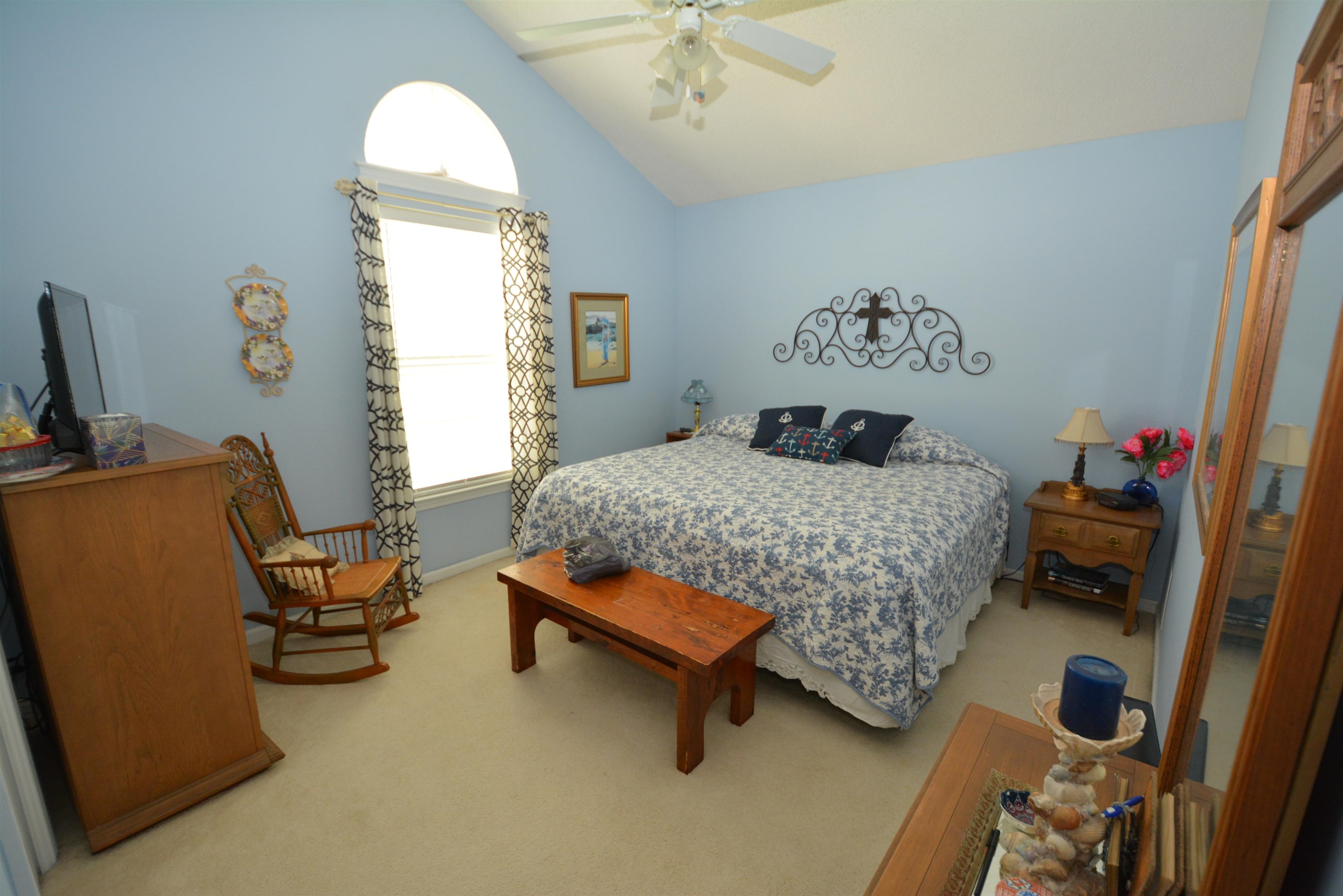 1201 Peyton Ct. Property Photo 16