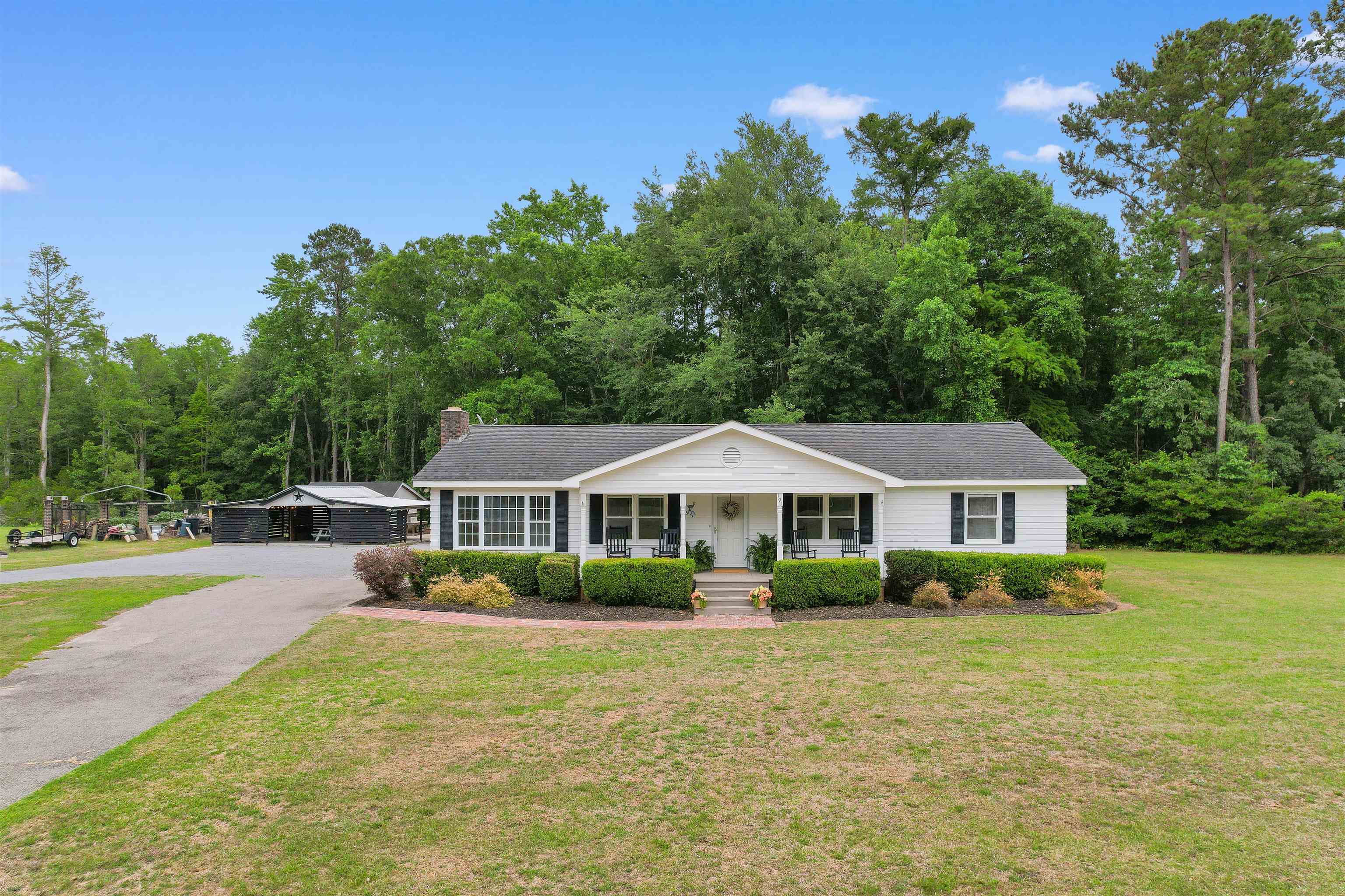 191 Deer Run Ave. Property Photo 1