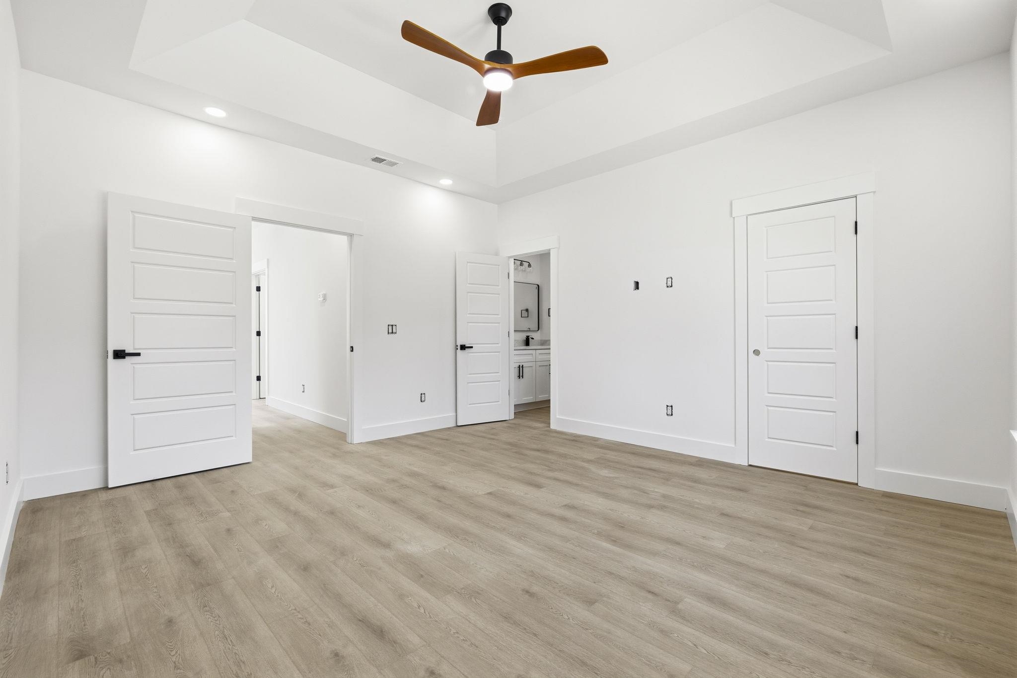 830 Whispering Tide Ct. Property Photo 12