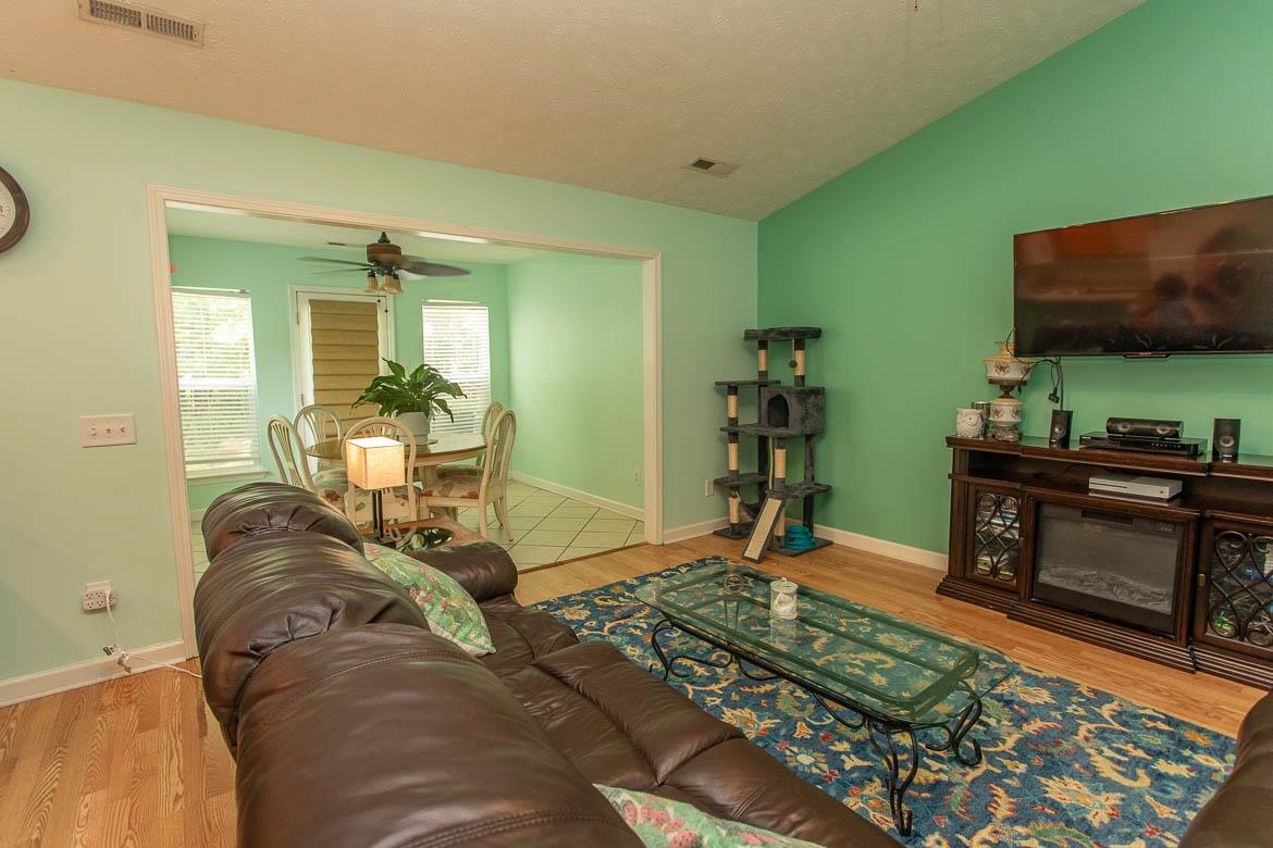 514 Cordgrass Ln. Property Photo 9