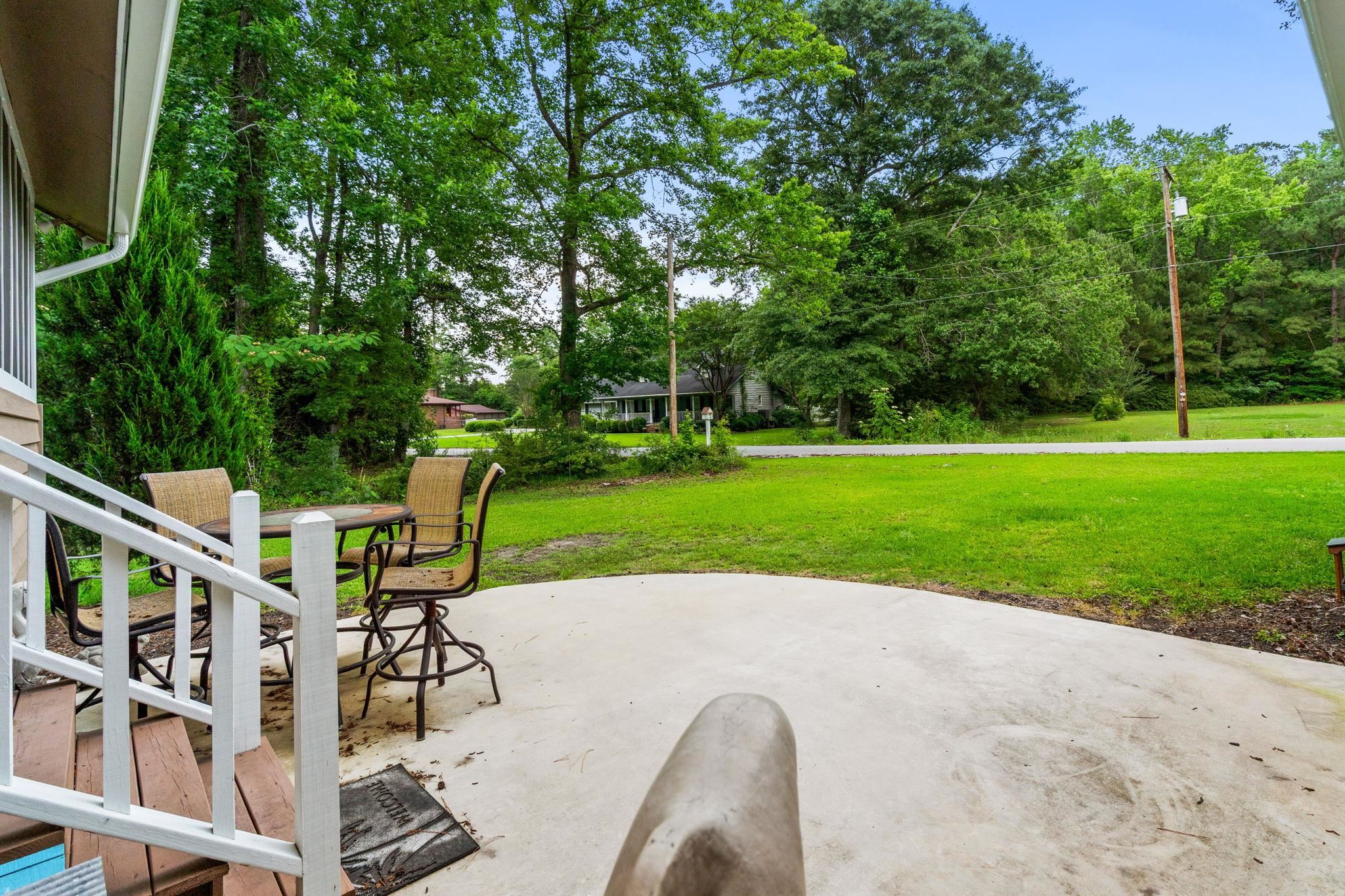 4935 Meadow St. Property Photo 5