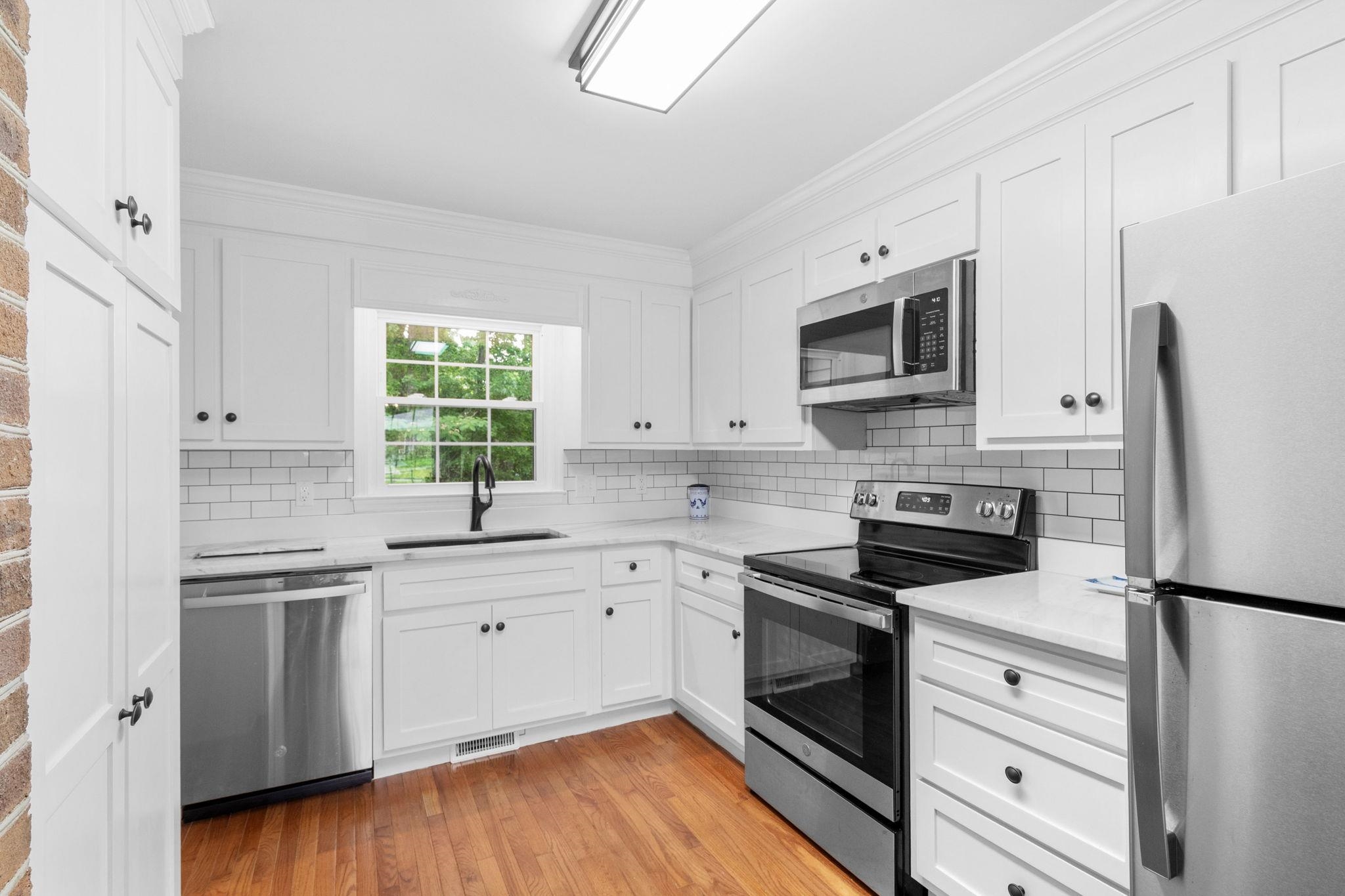 4935 Meadow St. Property Photo 18