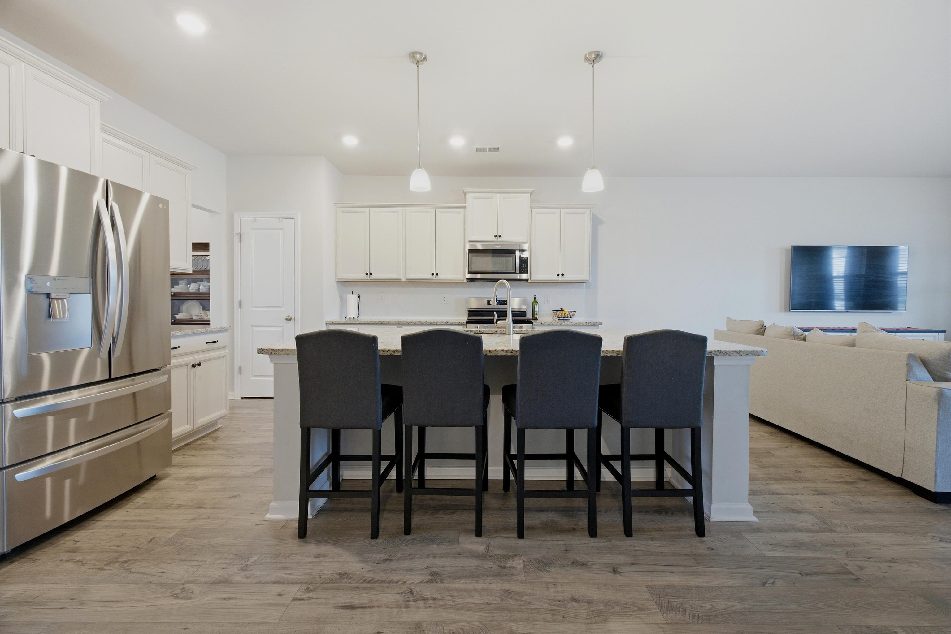 727 Mustang Ranch Dr. Property Photo 8