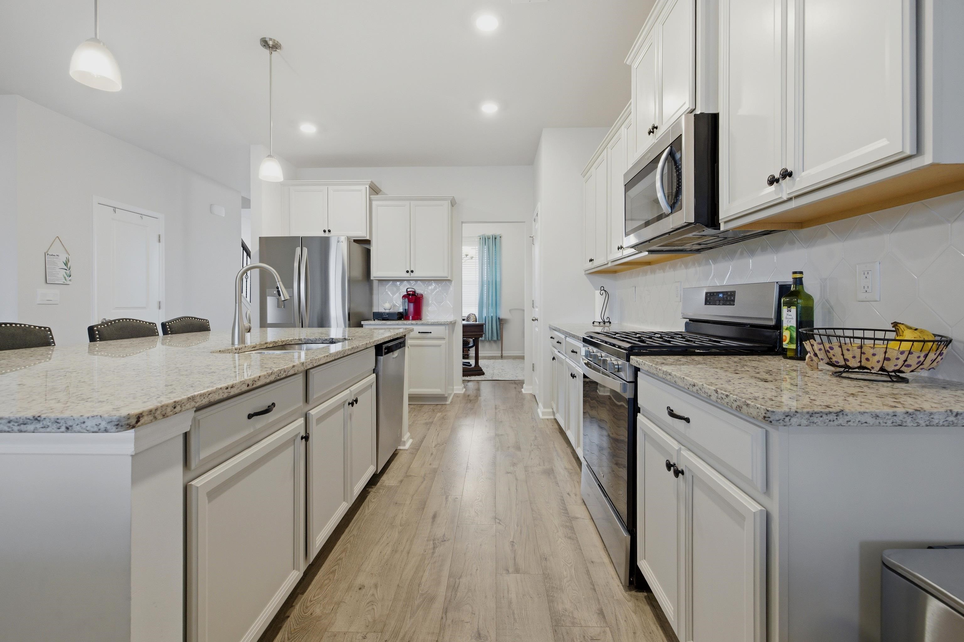 727 Mustang Ranch Dr. Property Photo 10