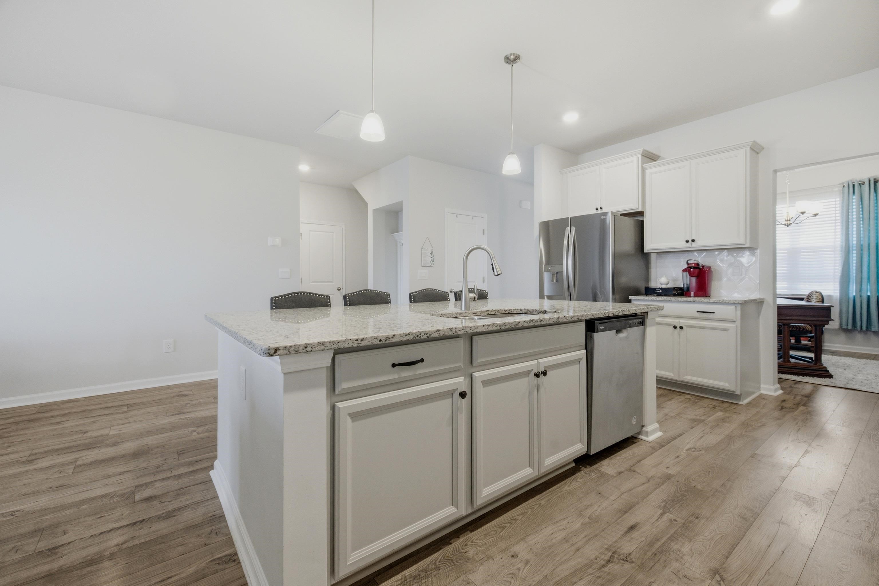 727 Mustang Ranch Dr. Property Photo 11