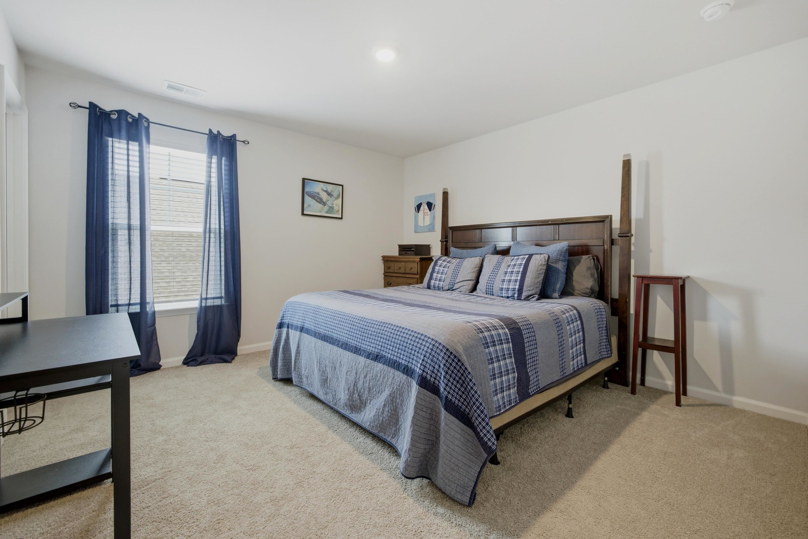 727 Mustang Ranch Dr. Property Photo 32