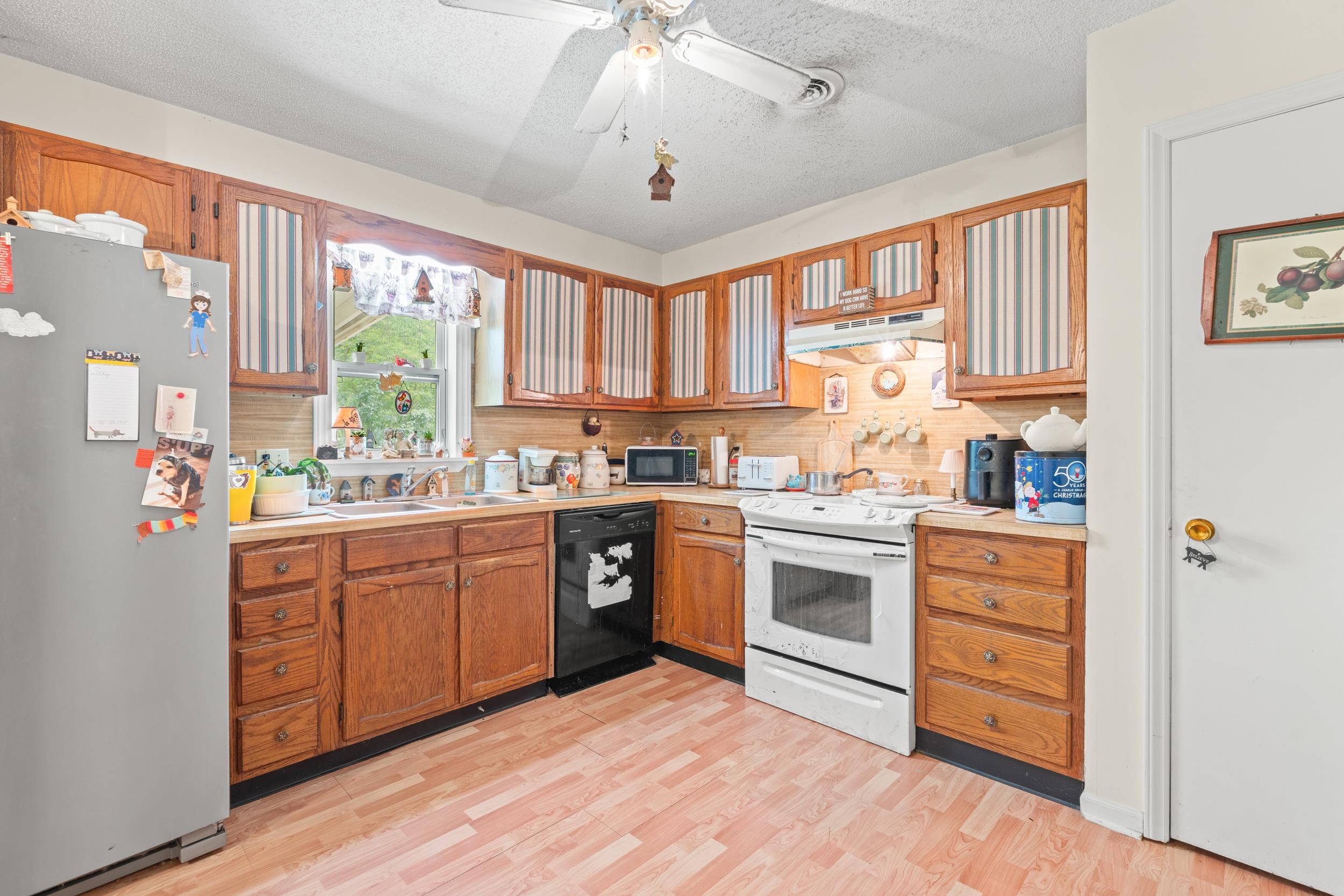 1451 Forestbrook Rd. Property Photo 13