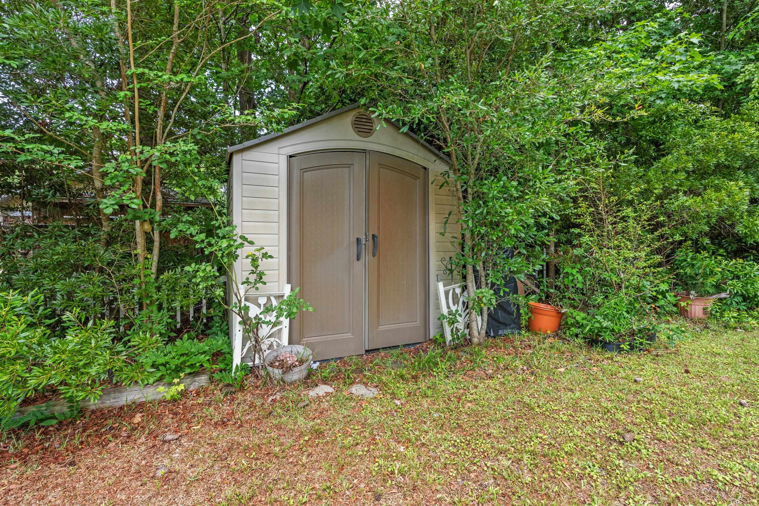 1451 Forestbrook Rd. Property Photo 36