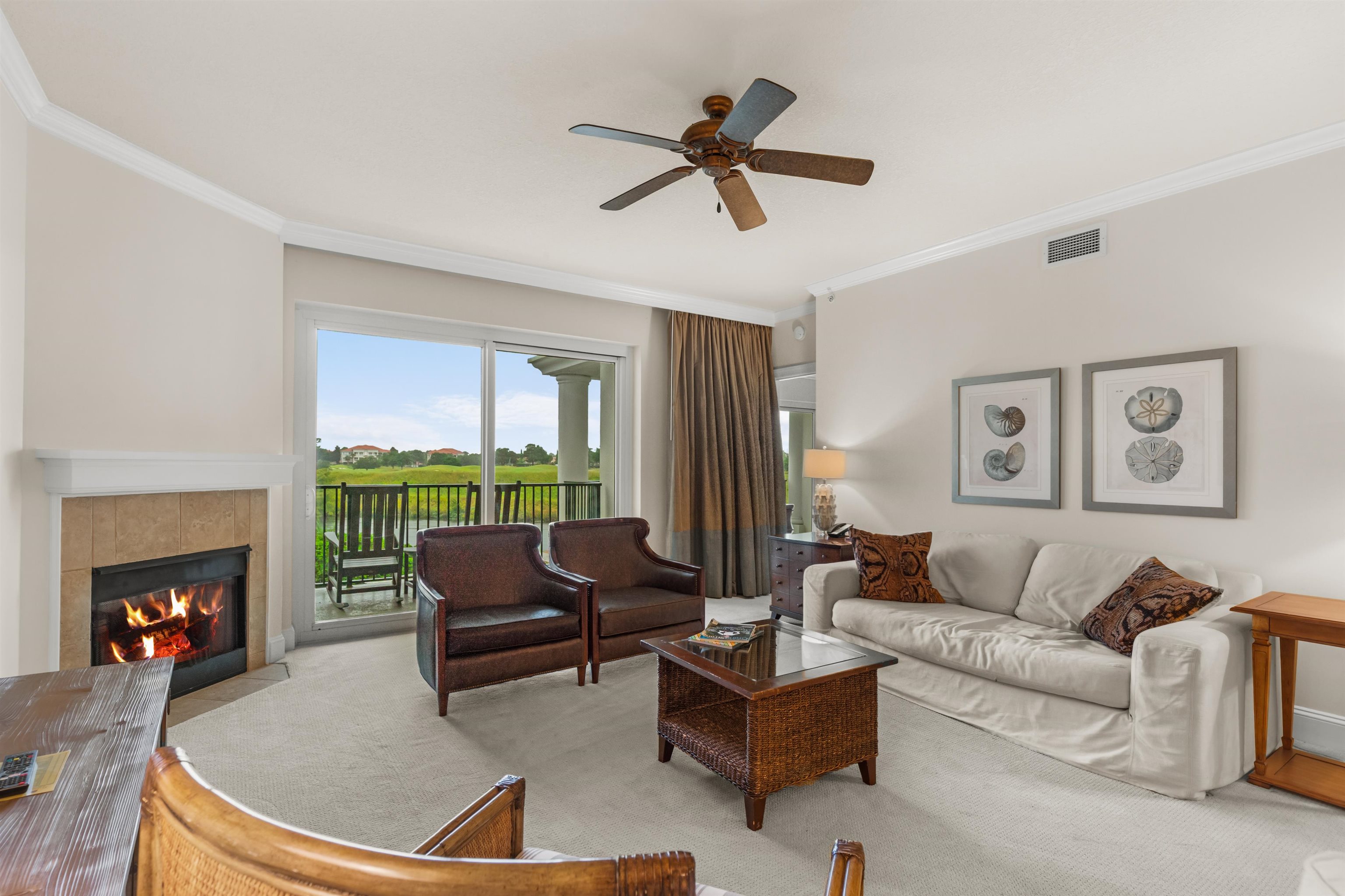 8121 Amalfi Pl. Property Photo 8