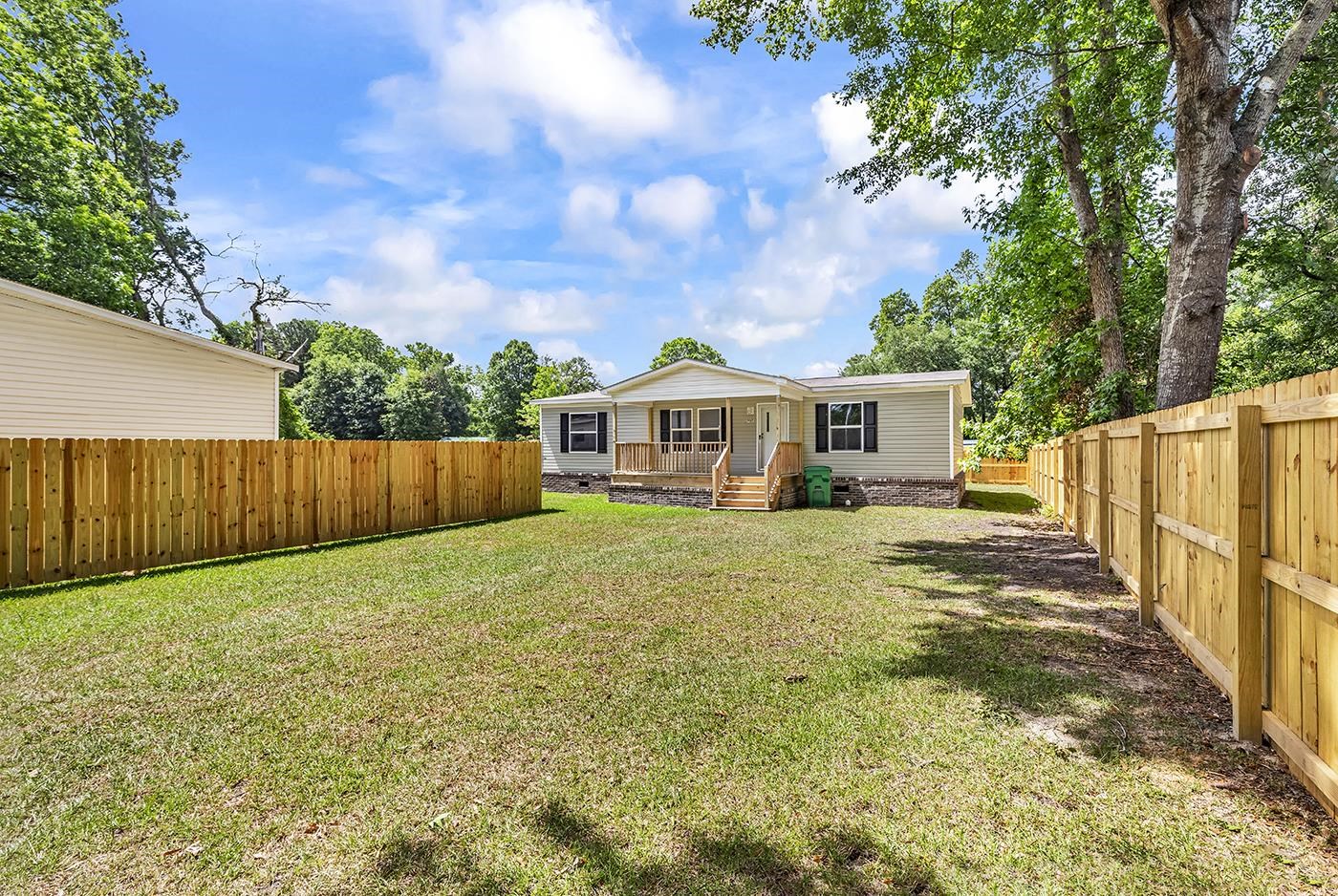 2707A Prince St. Property Photo 1