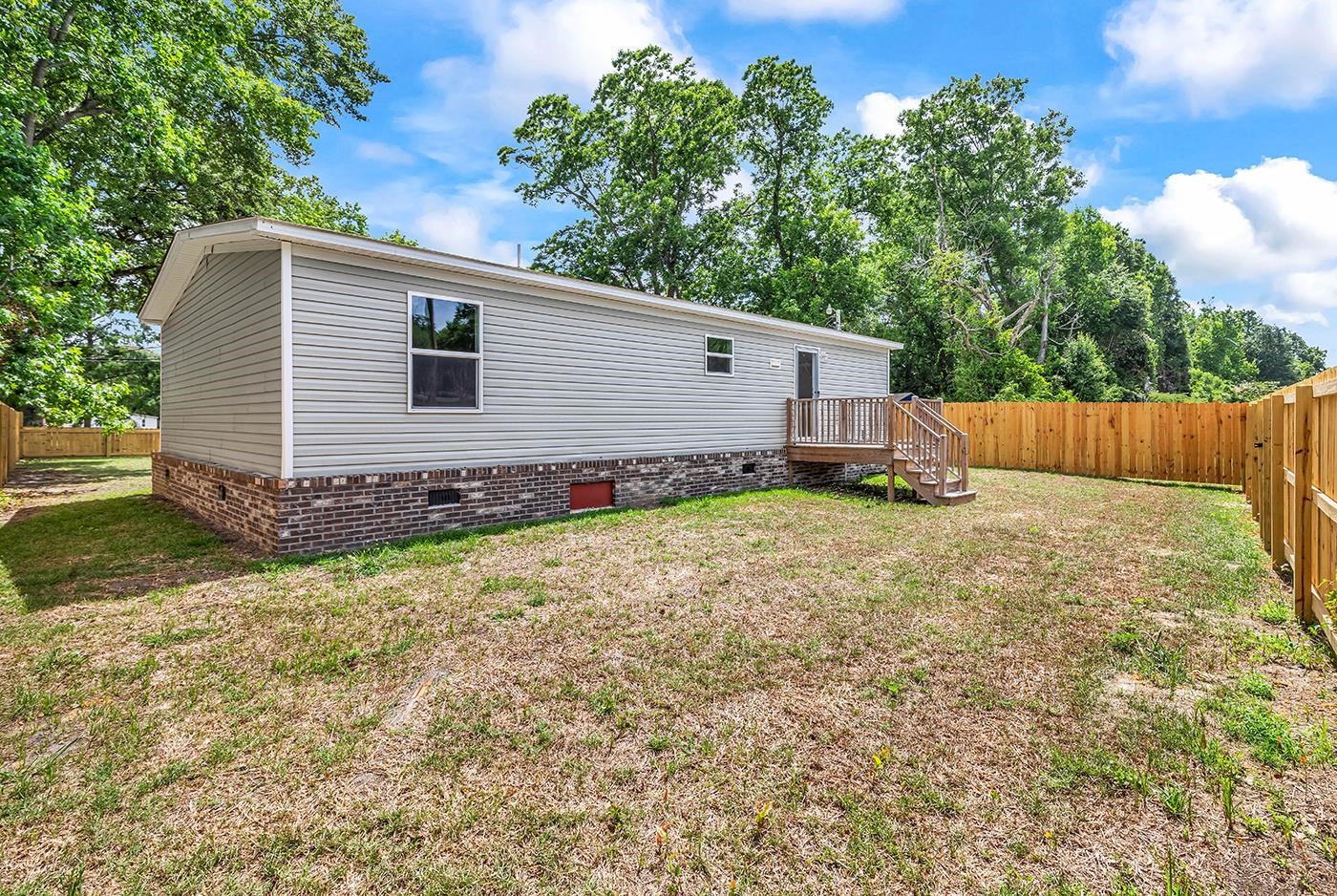 2707a Prince St. Property Photo 11