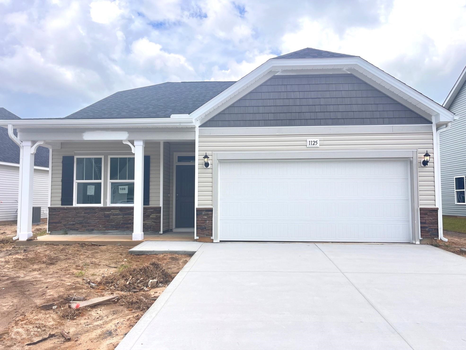 1125 Nw Forest Bend Dr. Property Photo 1