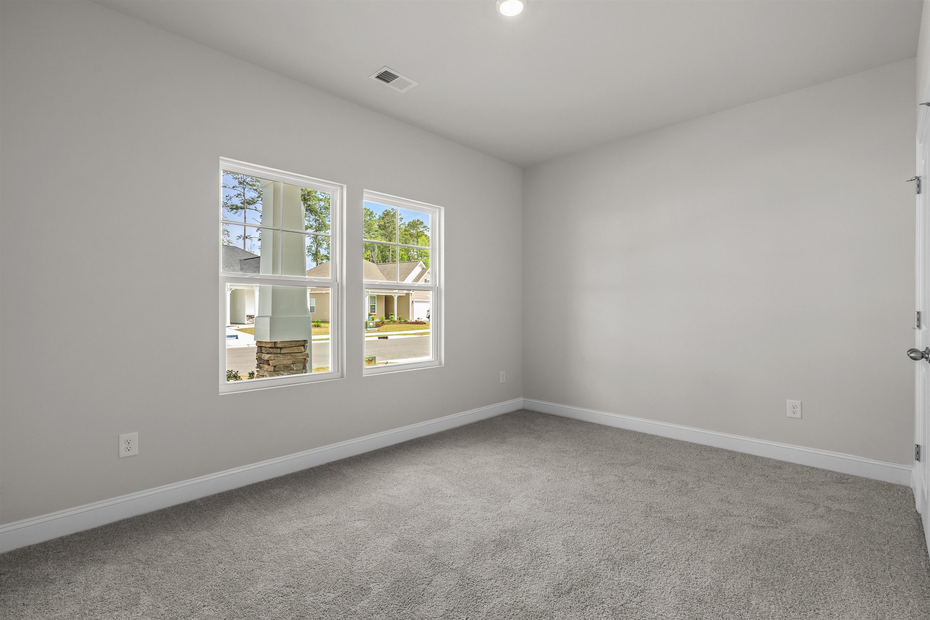 1092 Nw Rosefield Way Property Photo 17