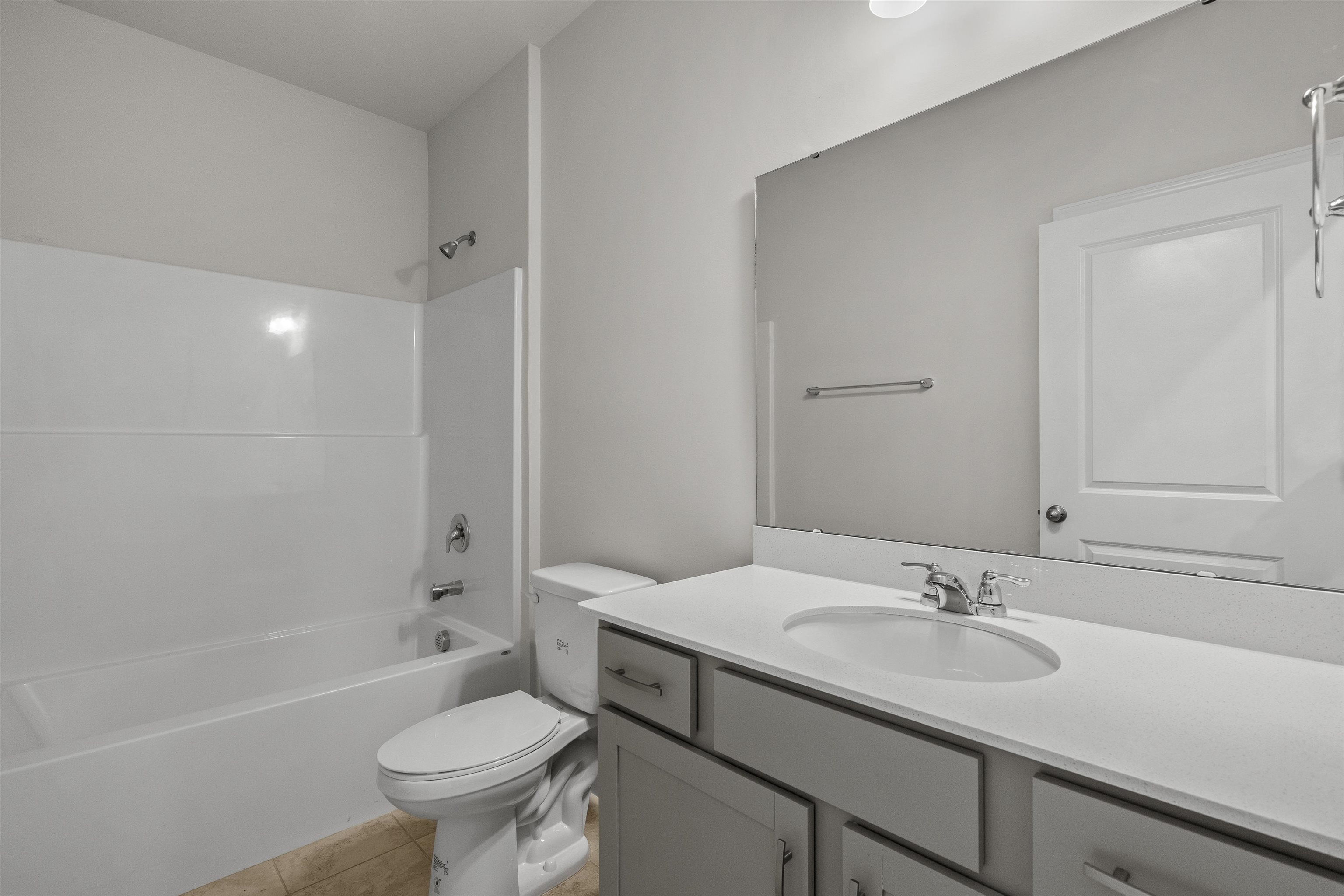 1092 Nw Rosefield Way Property Photo 18