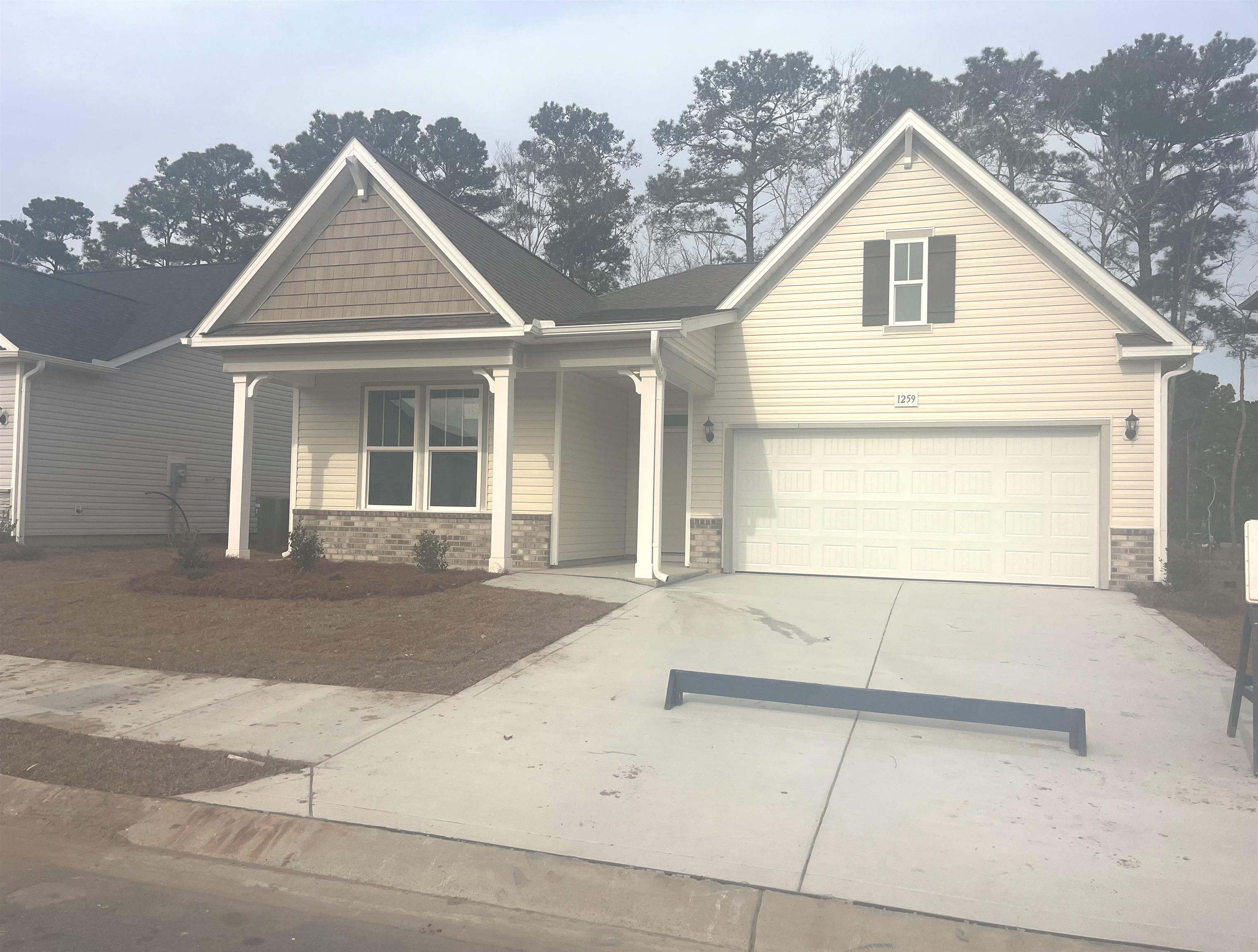 1107 Nw Rosefield Way Property Photo 1