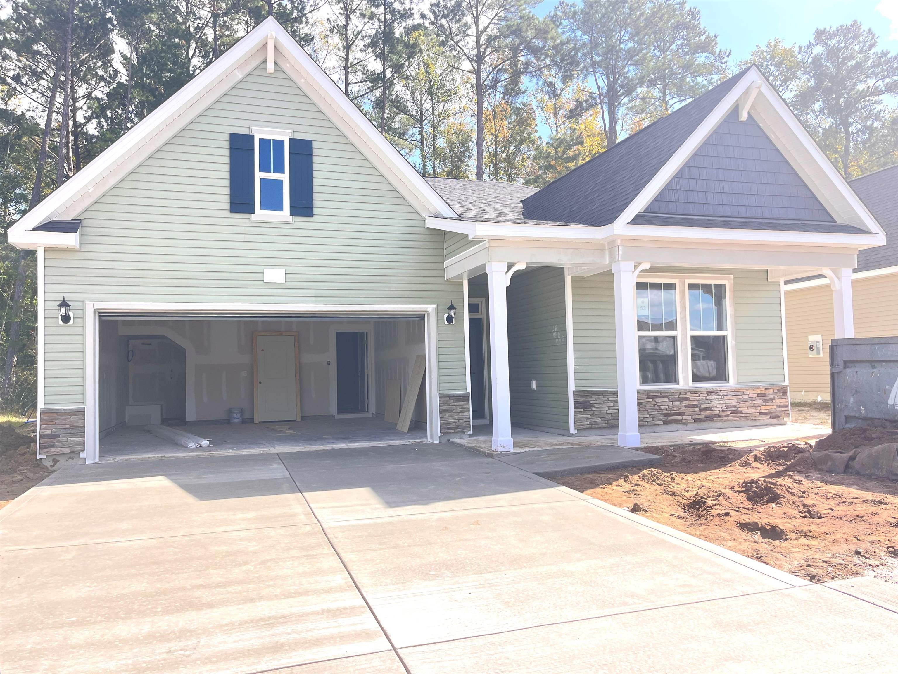 1107 Nw Rosefield Way Property Photo 1