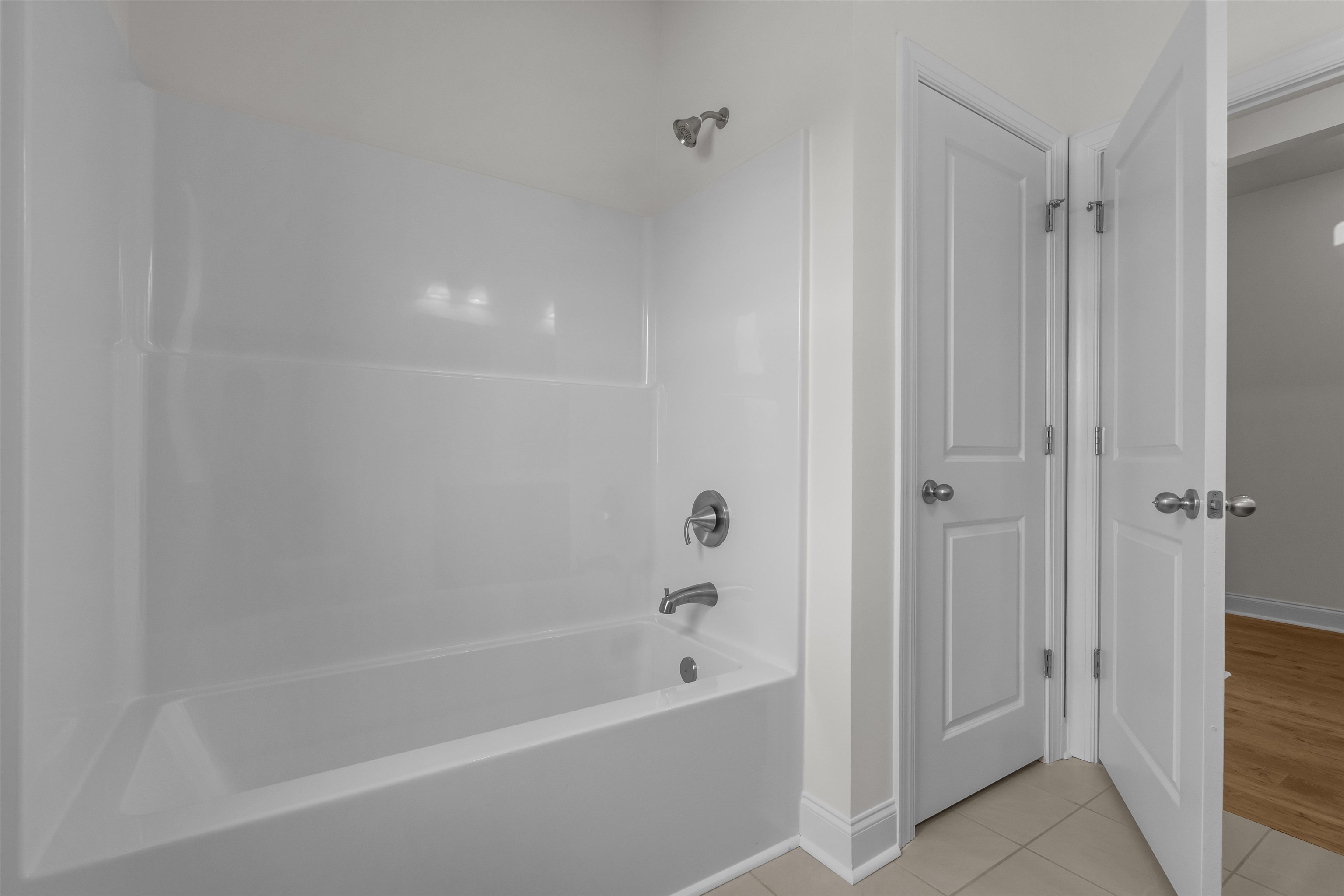 1107 Nw Rosefield Way Property Photo 5