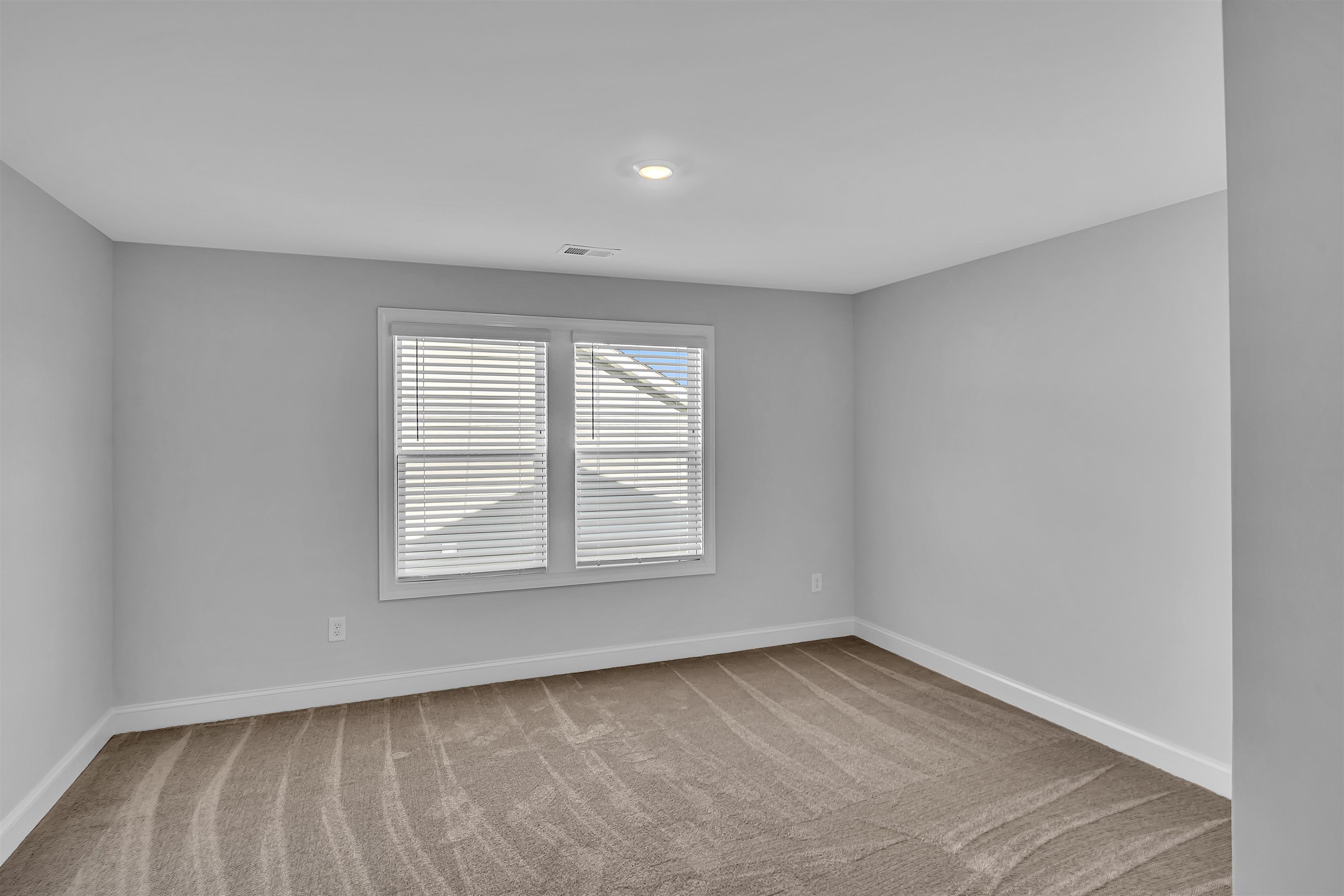 1107 Nw Rosefield Way Property Photo 24
