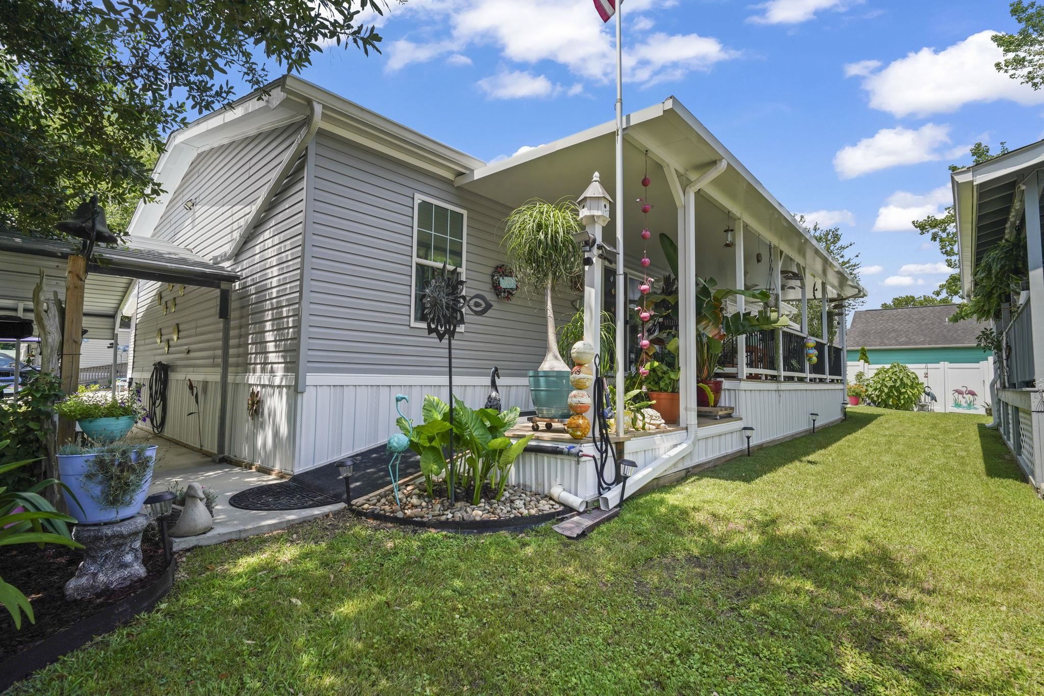 908 Pine Thicket St.