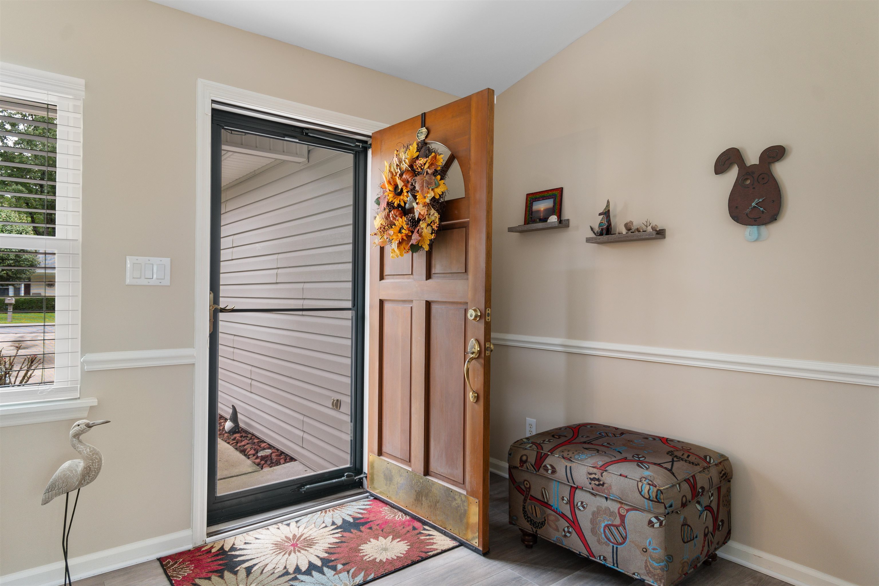 2927 Temperance Dr. Property Photo 3