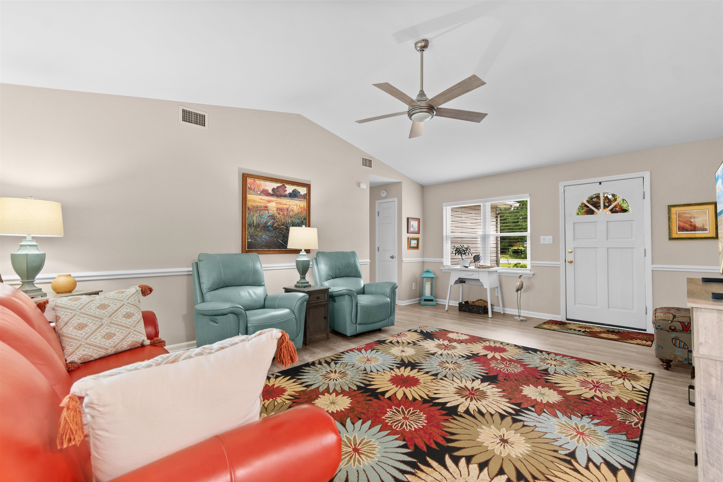2927 Temperance Dr. Property Photo 6