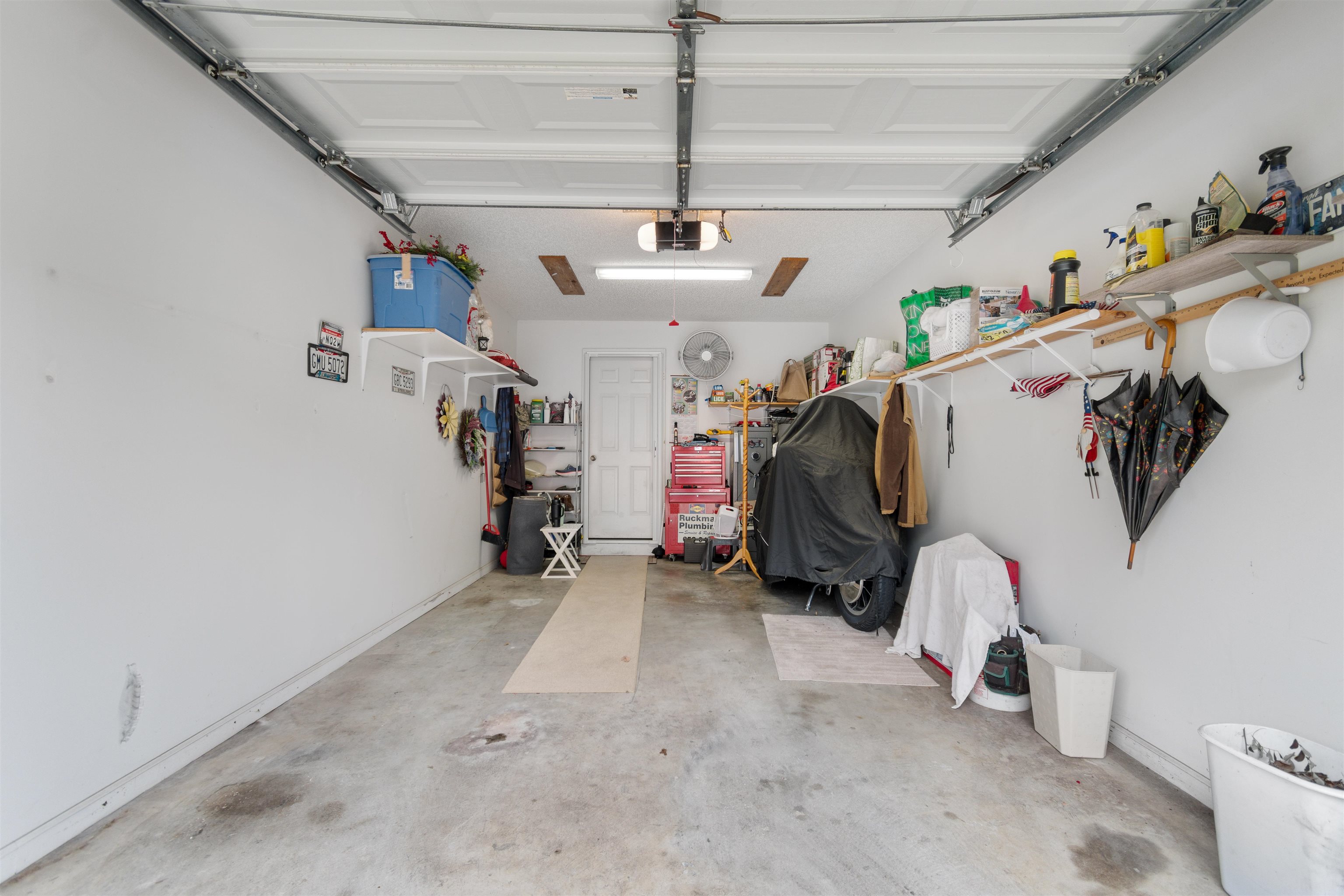 2927 Temperance Dr. Property Photo 24