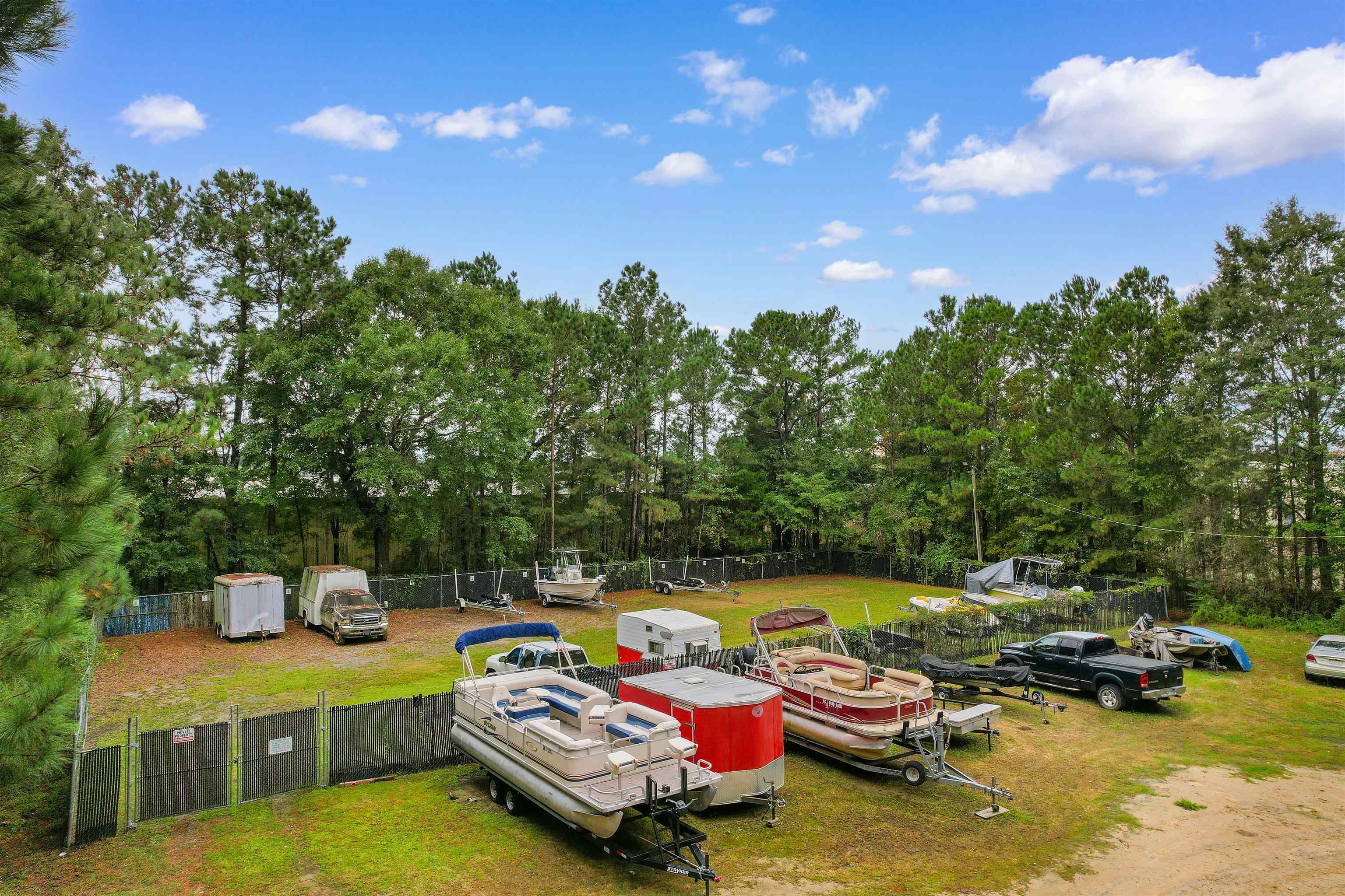 2927 Temperance Dr. Property Photo 37
