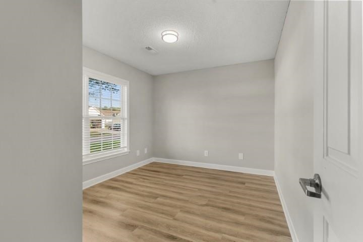 517 Topaz Ave. Property Photo 4