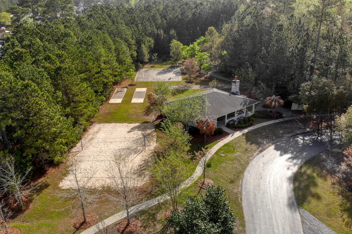 121 Willow Bay Dr. Property Photo 59