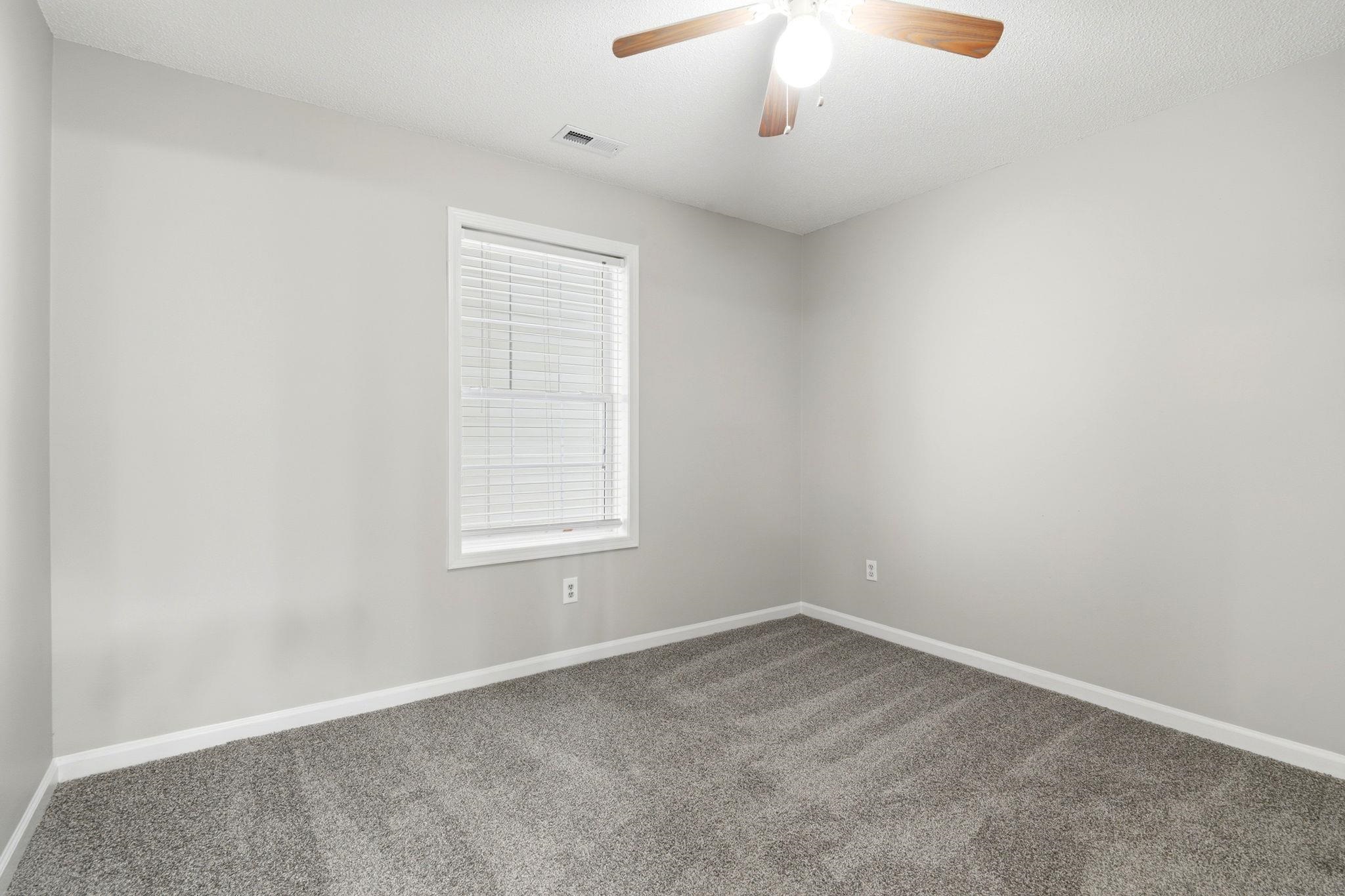 4257 Villas Dr. Property Photo 13