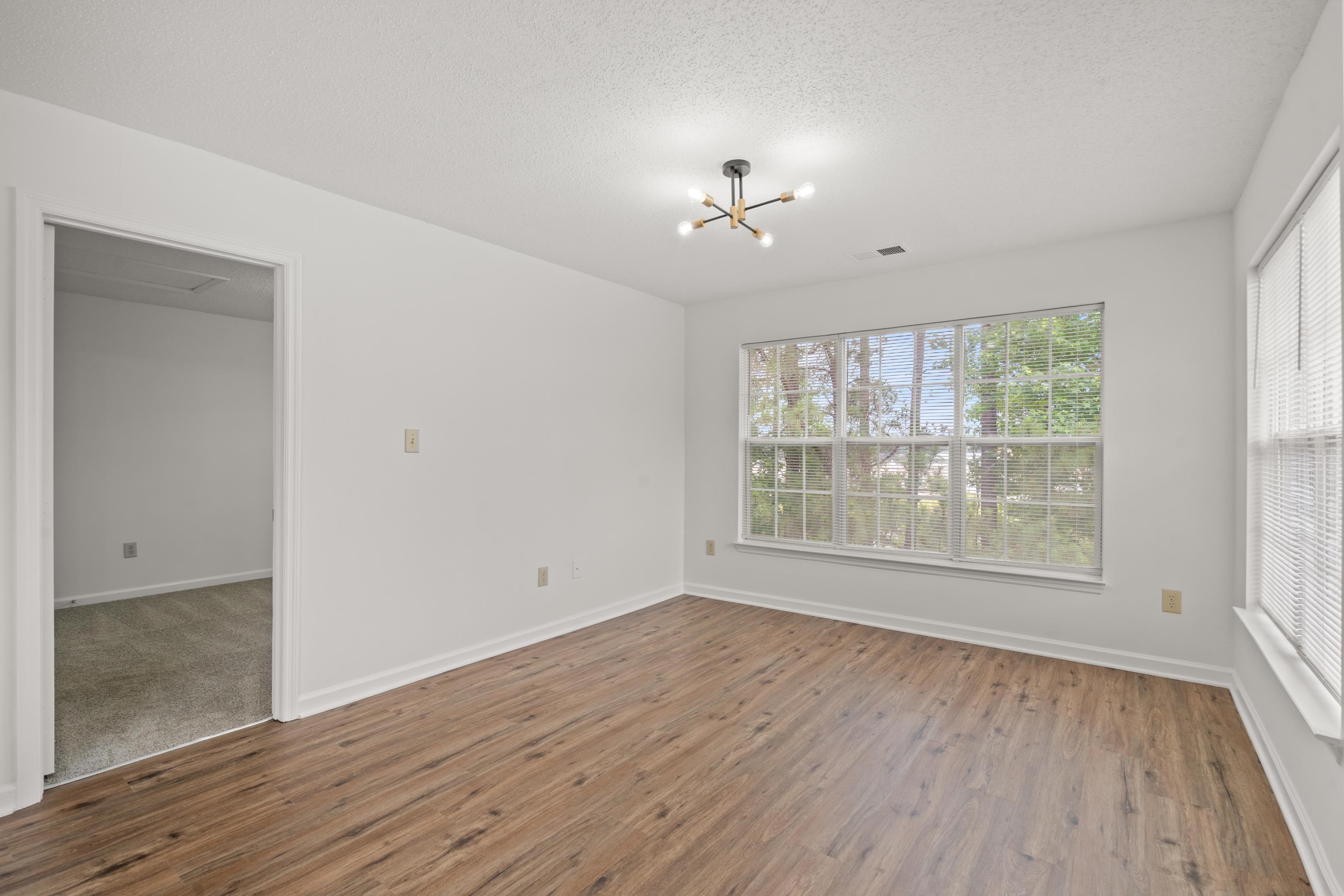 4243 Villas Dr. Property Photo 14