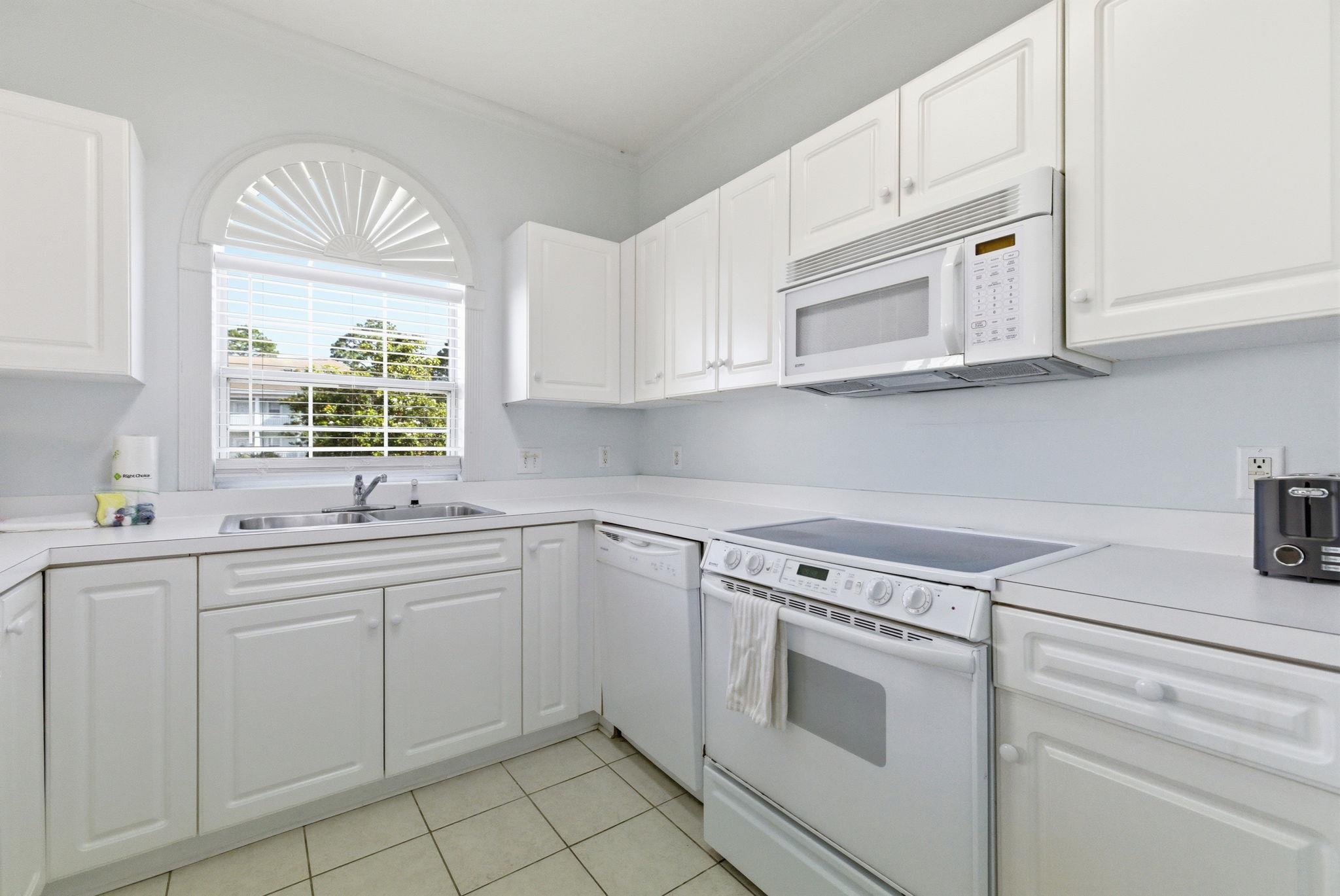 4679 Wild Iris Dr. Property Photo 10