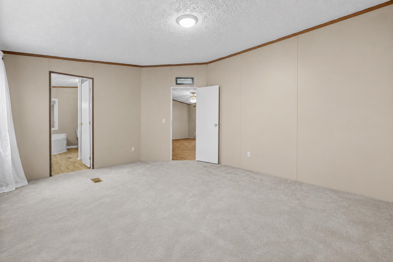 3985 South Green Sea Rd. Property Photo 10