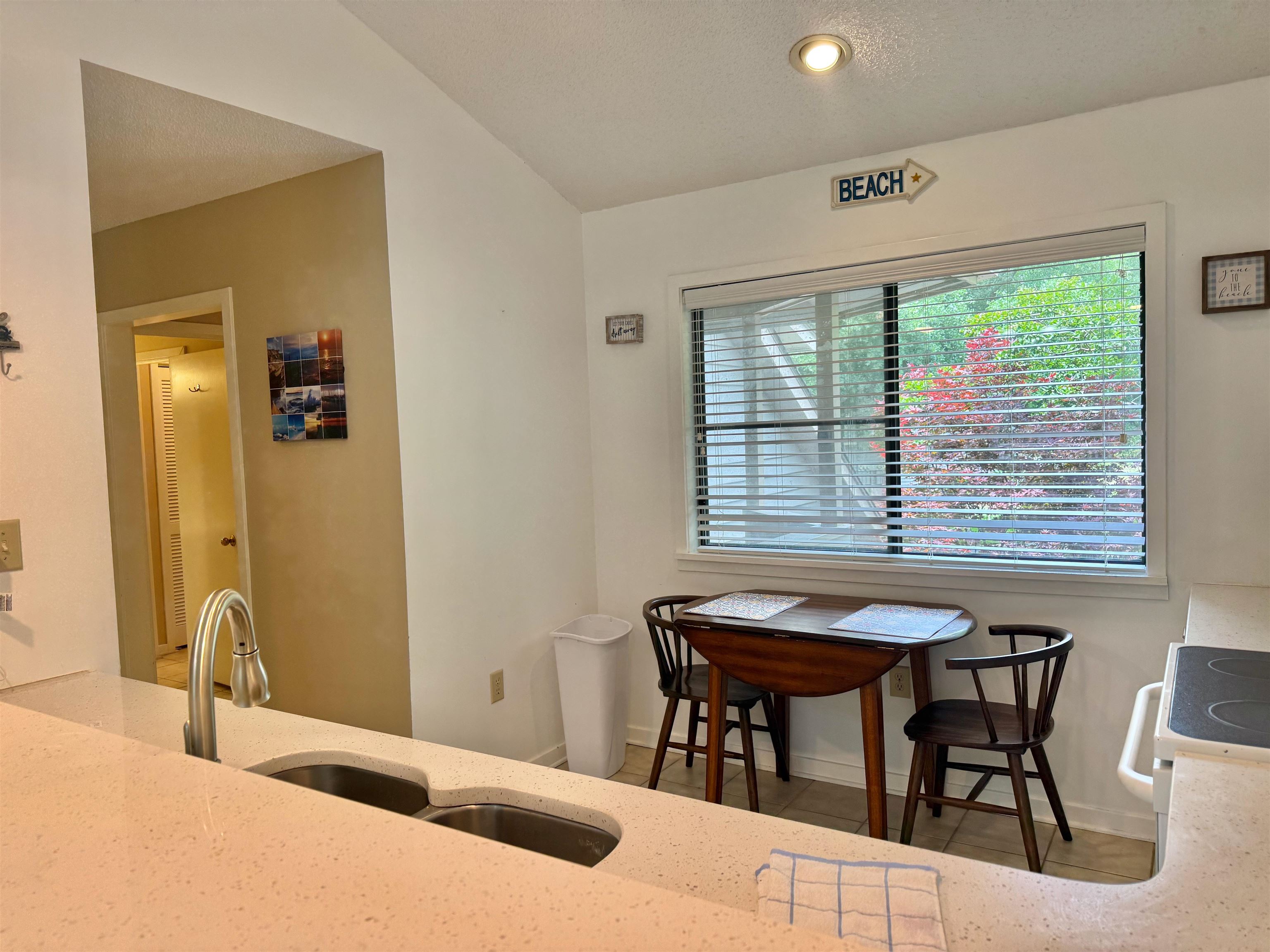 210 Westleton Dr. Property Photo 20