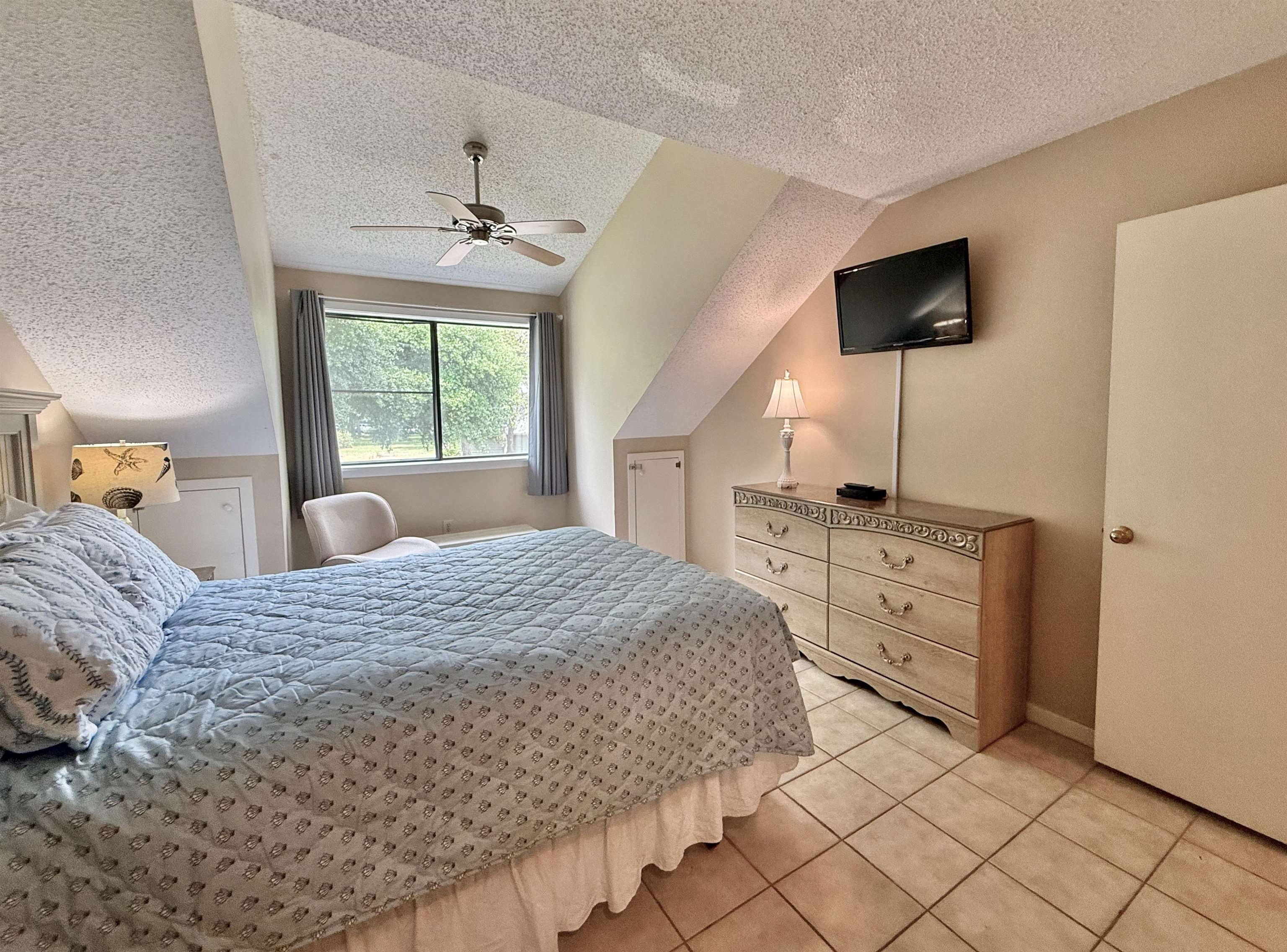 210 Westleton Dr. Property Photo 49