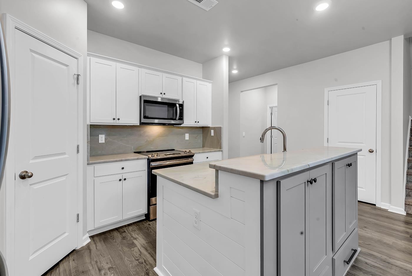 87 Vineyard Place Property Photo 16