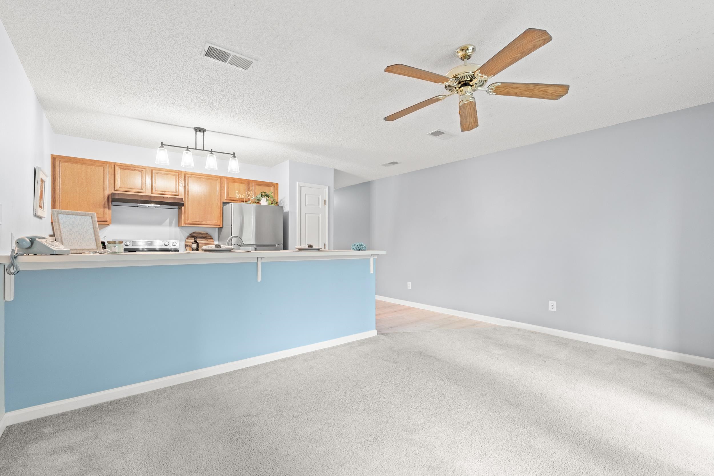 1460 Blue Tree Ct. Property Photo 9