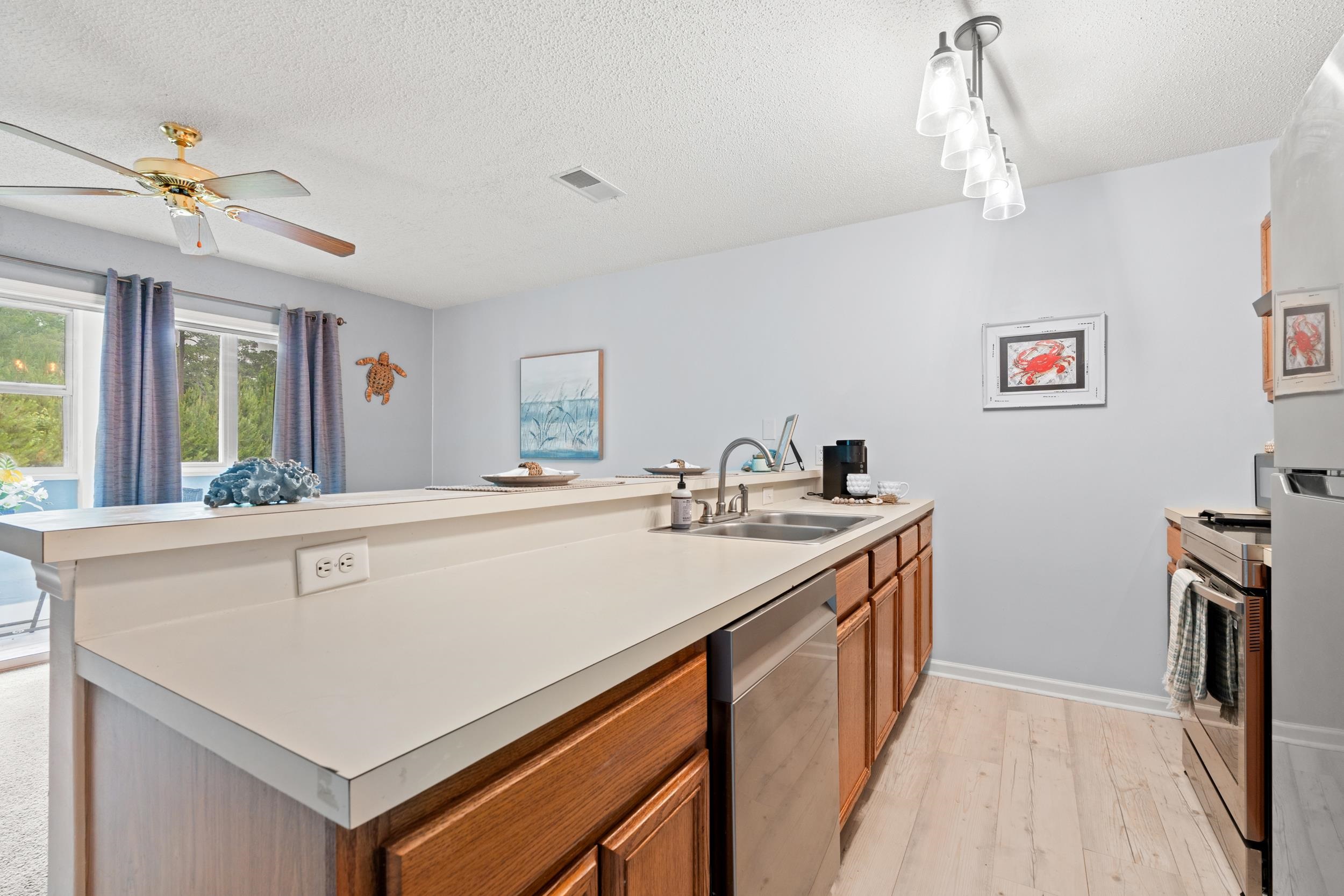 1460 Blue Tree Ct. Property Photo 11