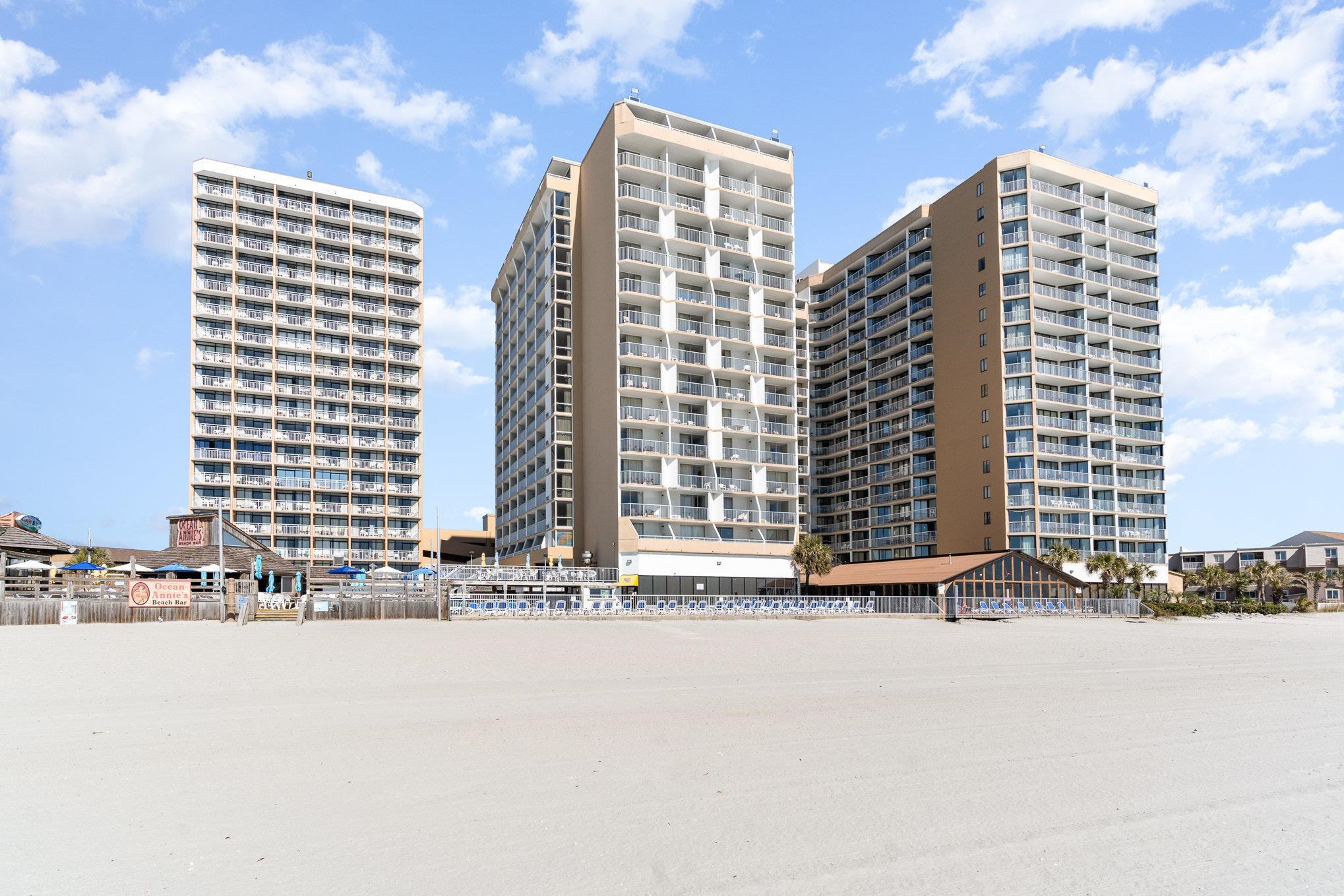 9550 Shore Dr. Property Photo 1