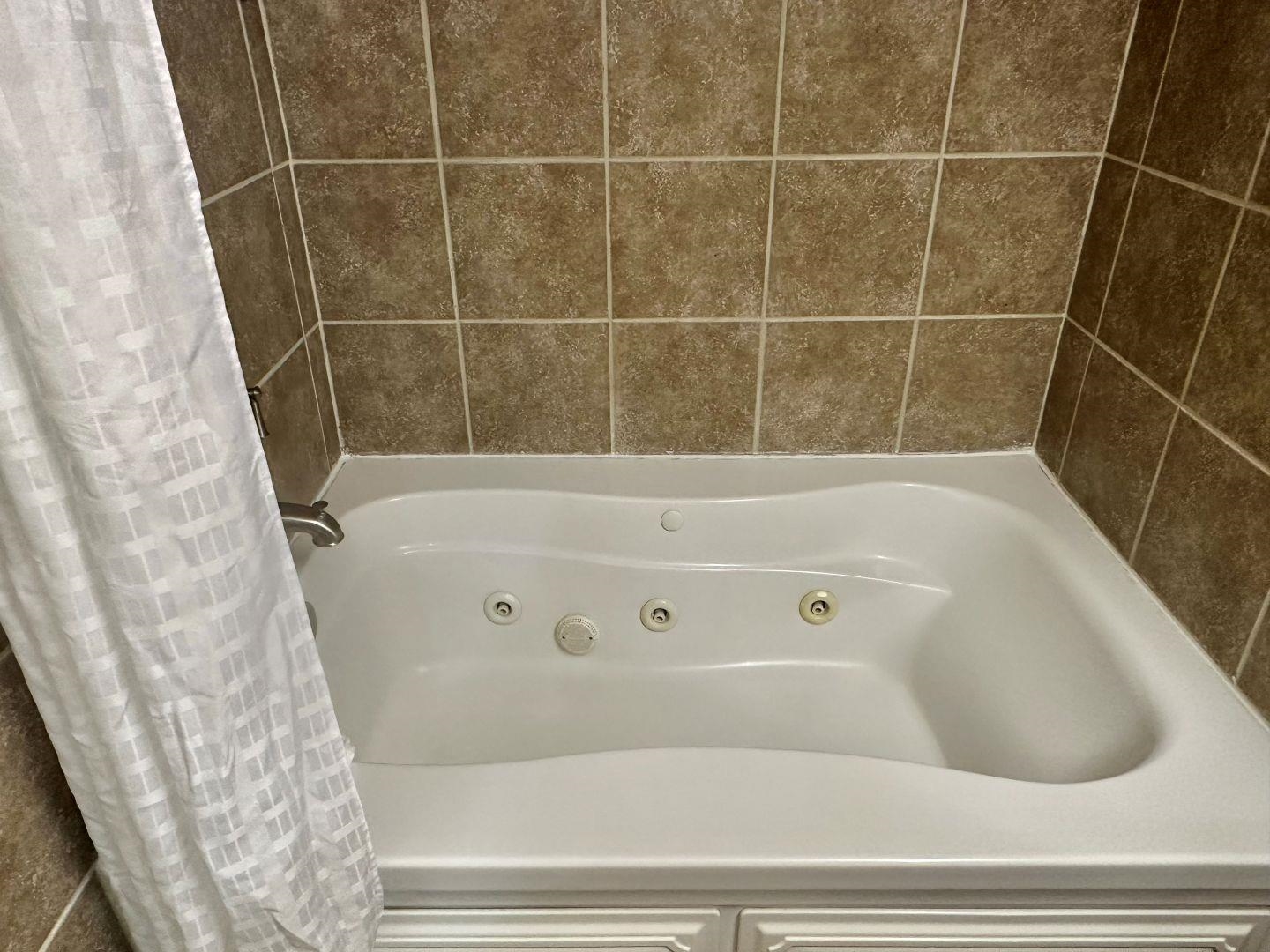 2100 N Ocean Blvd. Property Photo 13