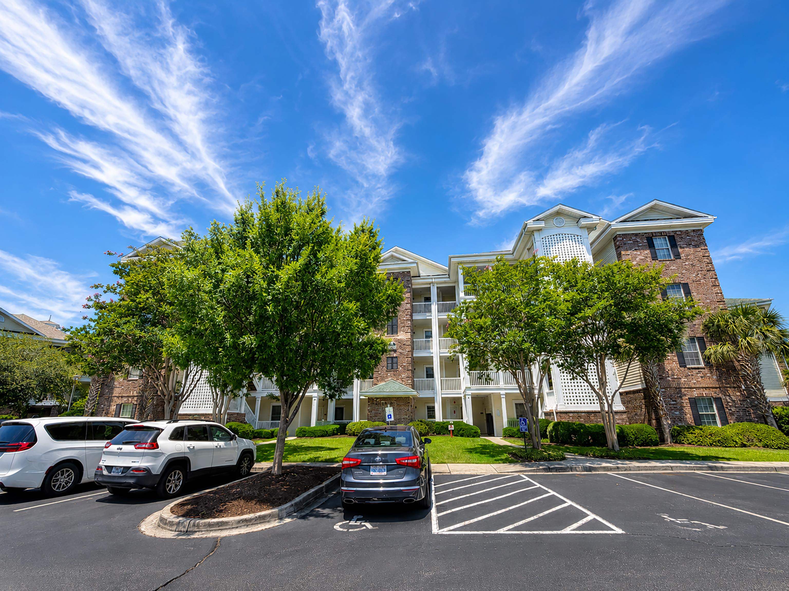 4898 Luster Leaf Circle Property Photo 2