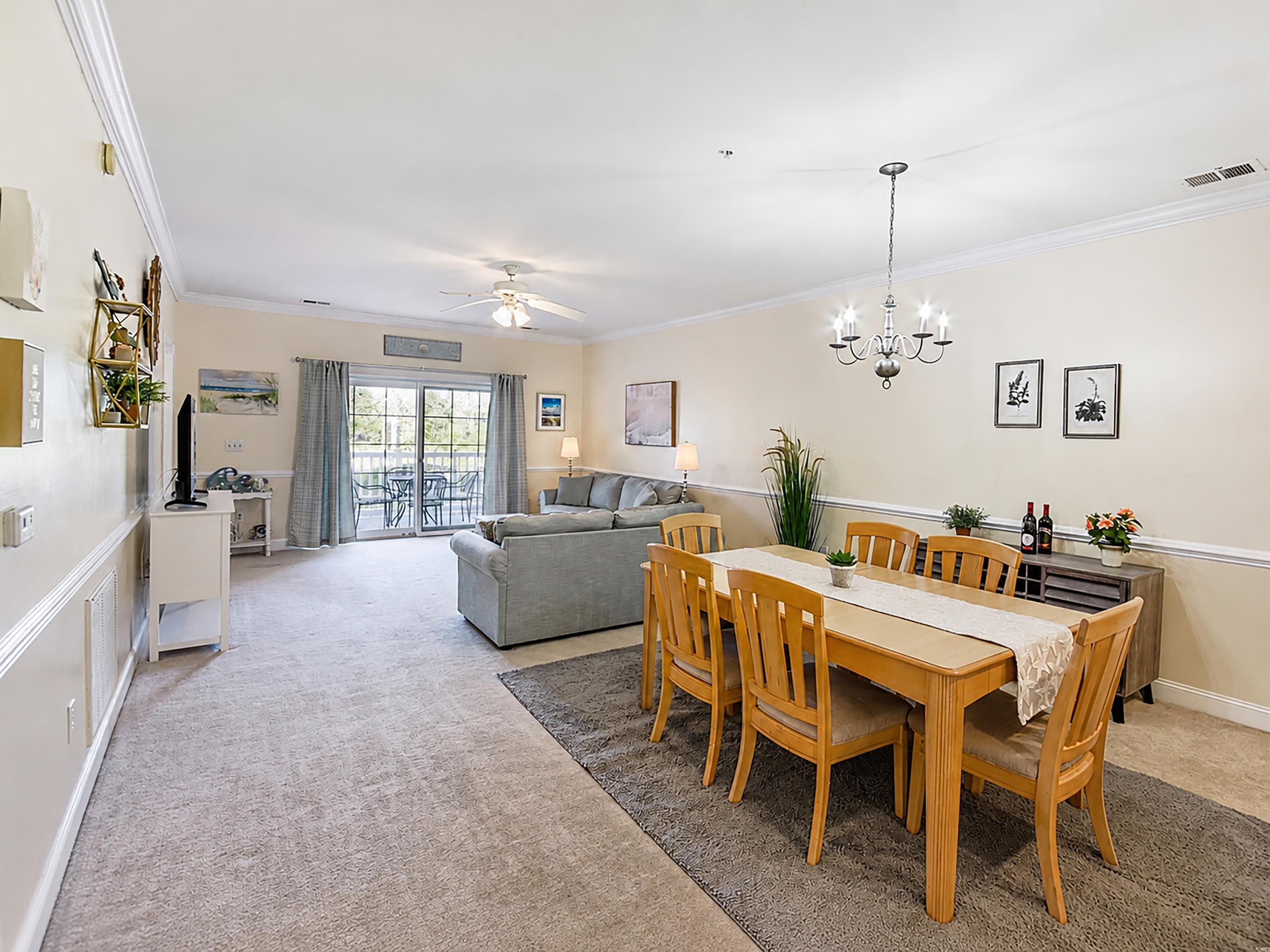 4898 Luster Leaf Circle Property Photo 10